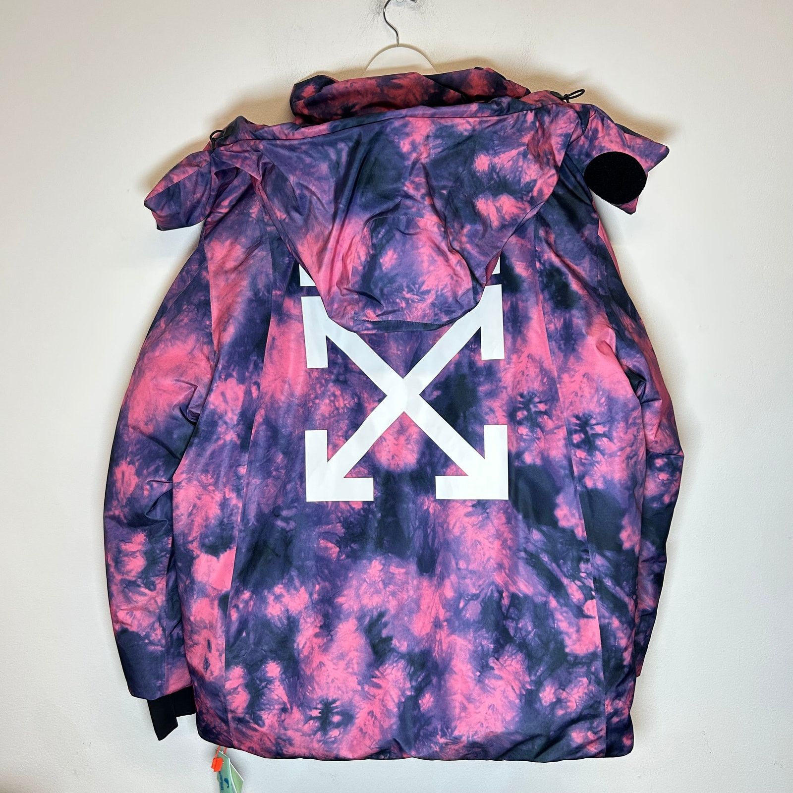 Off-White Off-White Fuchsia Tye Dye Arrows Ski Jacket Size XL Size US XL / EU 56 / 4 - 2 Thumbnail