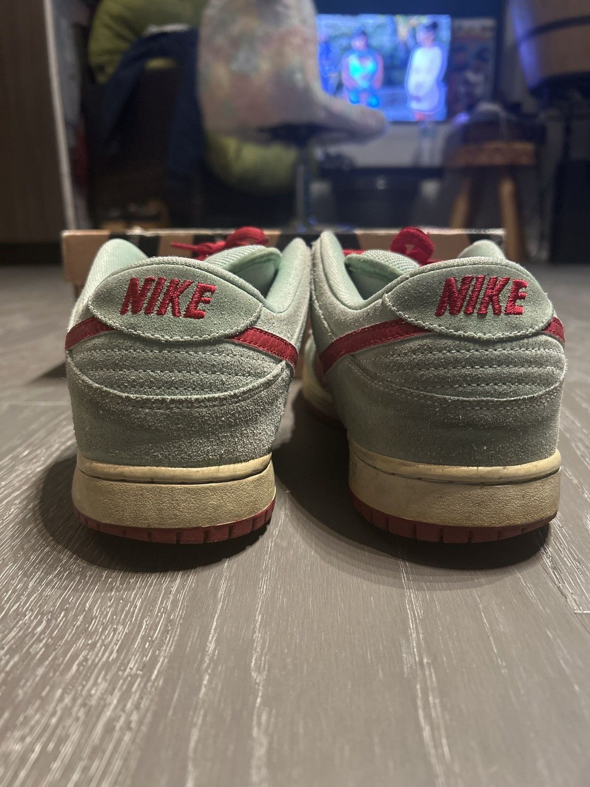 Nike SB Nike SB “Mint red” Size US 11 / EU 44 - 3 Thumbnail