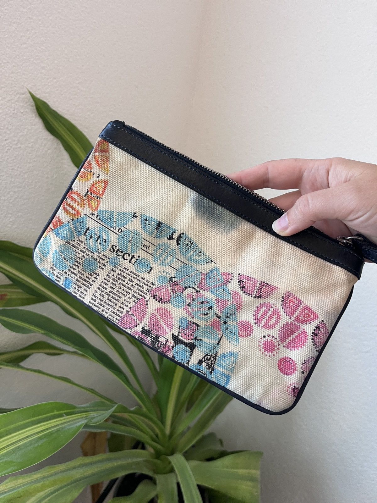 John Galliano Archival John Galliano Gazette Newsprint Wristlet Pouch Size ONE SIZE - 4 Thumbnail