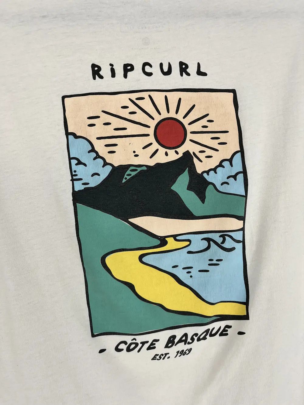 Rip Curl Vintage Rip Curl Surfing Australian Serfwear T-Shirt Size US M / EU 48-50 / 2 - 11 Thumbnail