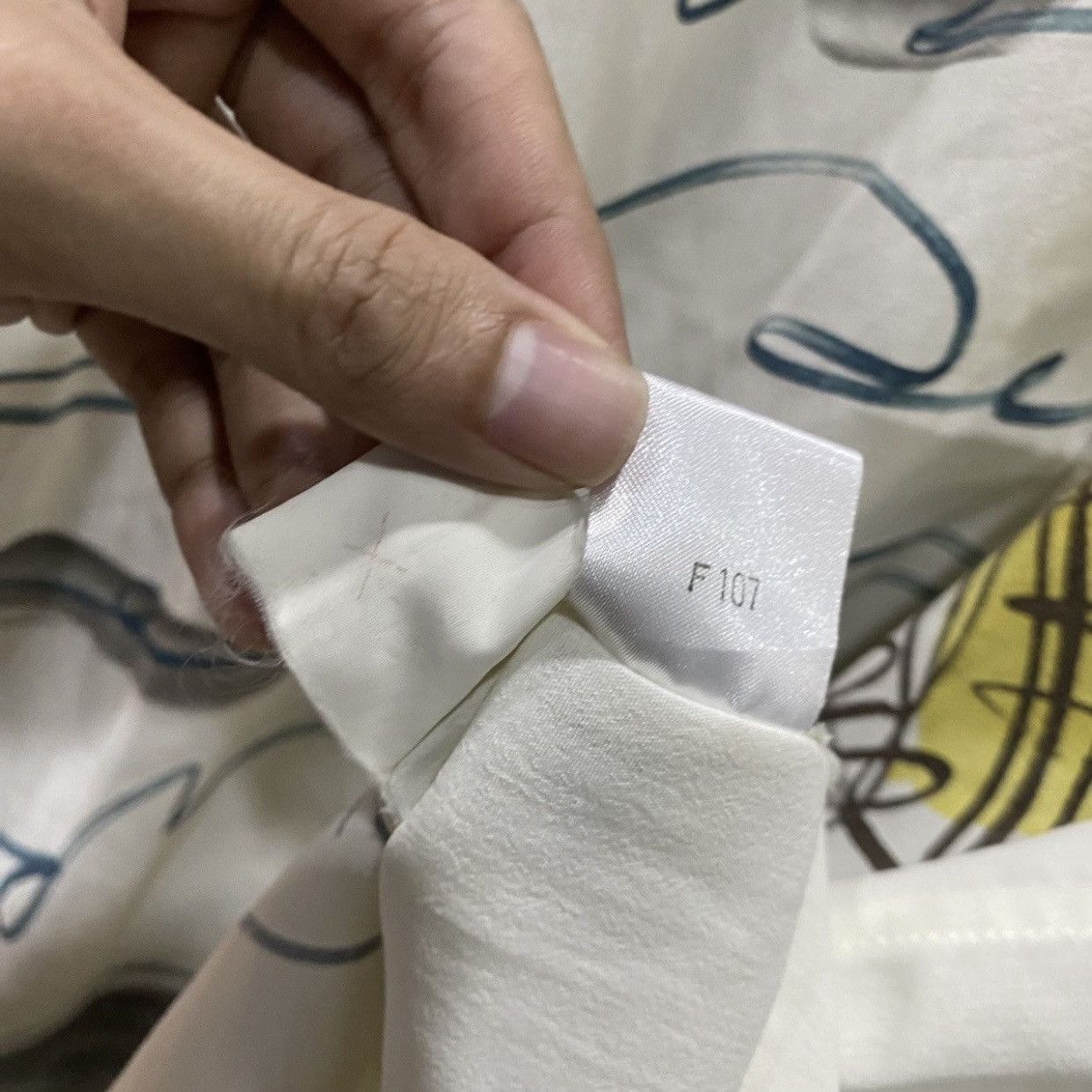 Japanese Brand Vintage Pia Sports "Art Sketch" Graphic Button-Up Shirt Size US L / EU 52-54 / 3 - 12 Thumbnail
