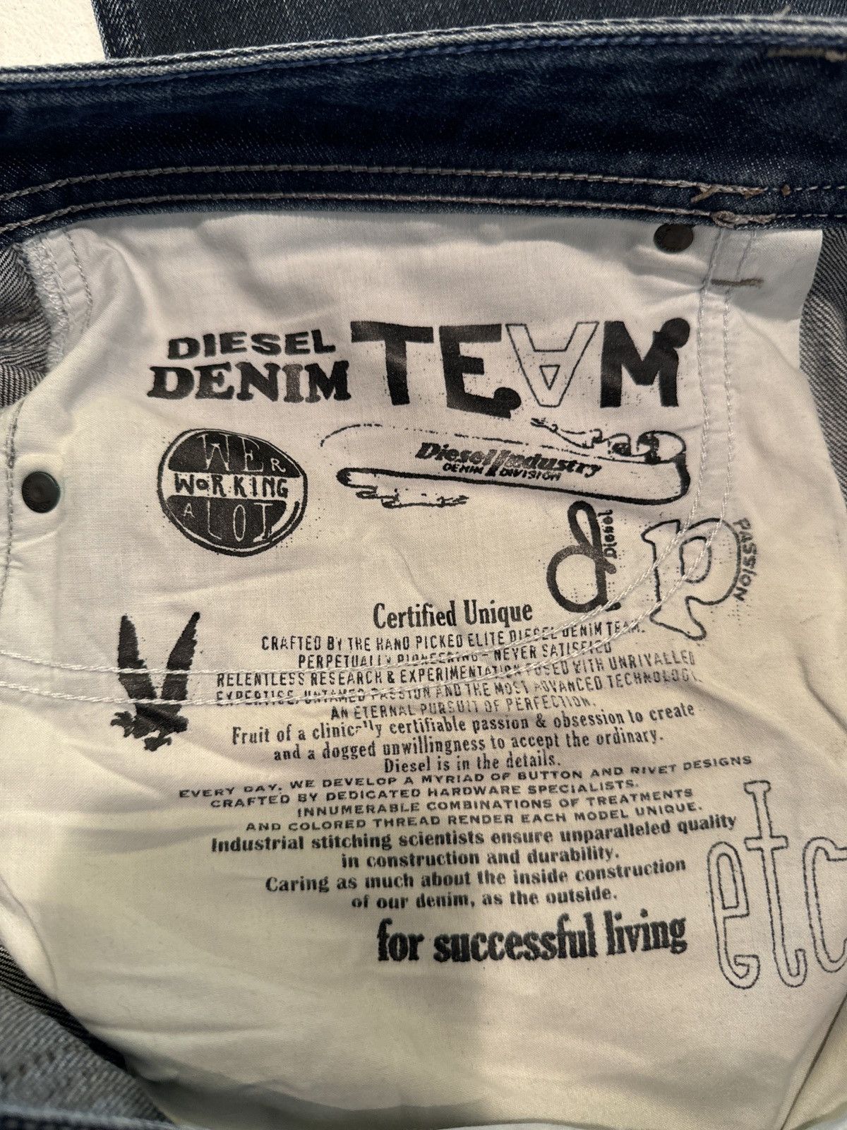 Diesel Vintage Diesel WASH 0885F Comfort Straight Jeans Size US 36 / EU 52 - 10 Thumbnail