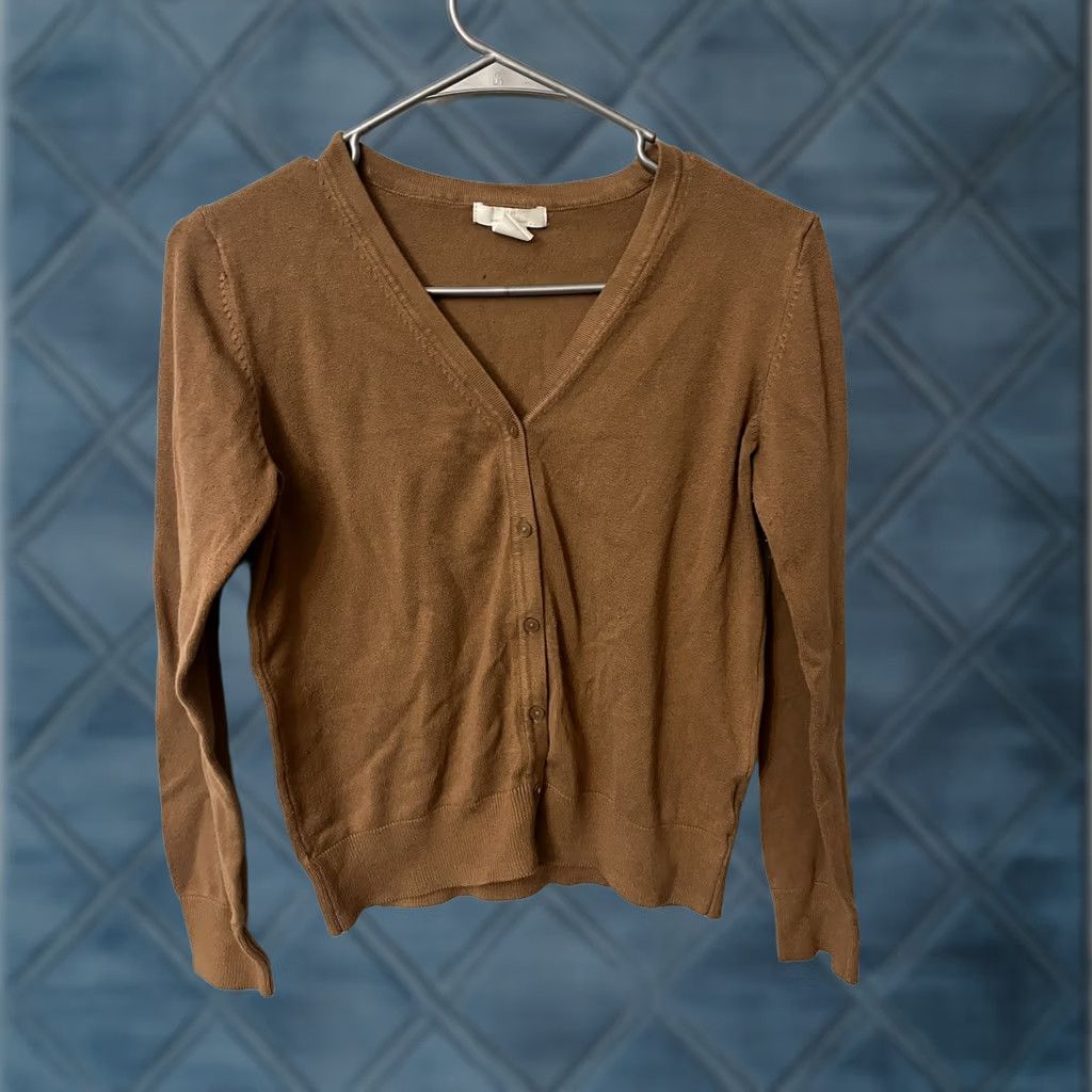 H&M H&M BASIC Women's Size Small Brown V Neck SWEATER CARDIGAN Button Size S / US 4 / IT 40 - 1 Thumbnail