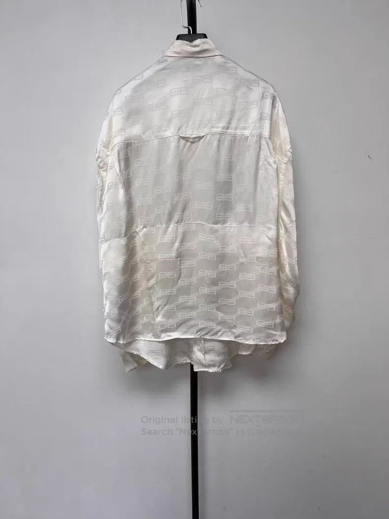 Balenciaga Balenciaga Full Print Logo Long Sleeve Shirt Size L / US 10 / IT 46 - 2 Thumbnail