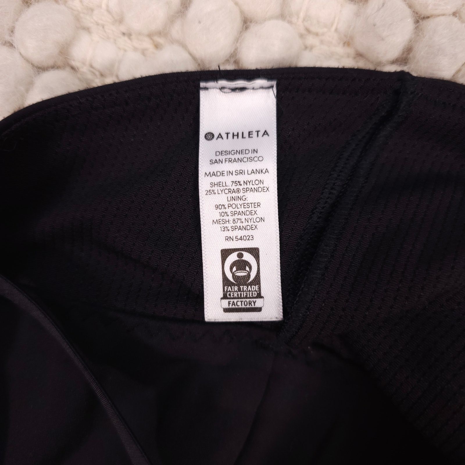 Athleta Athleta D-DD Lotus Bra In Powervita Black Sz Medium Size ONE SIZE - 6 Thumbnail