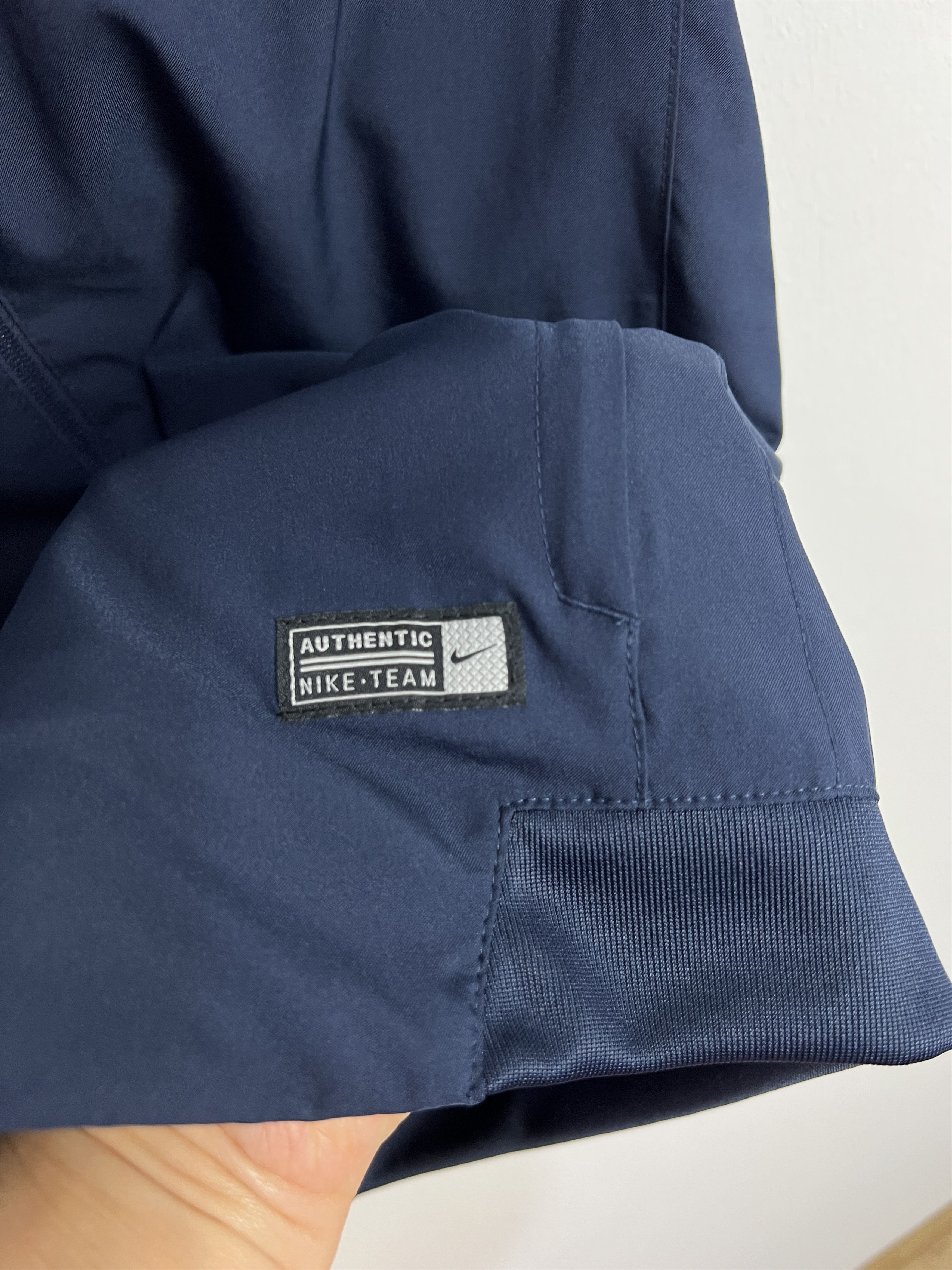 Nike Vintage Nike Wolfsburg Football Jacket Soccer Blue Track Size US M / EU 48-50 / 2 - 5 Thumbnail