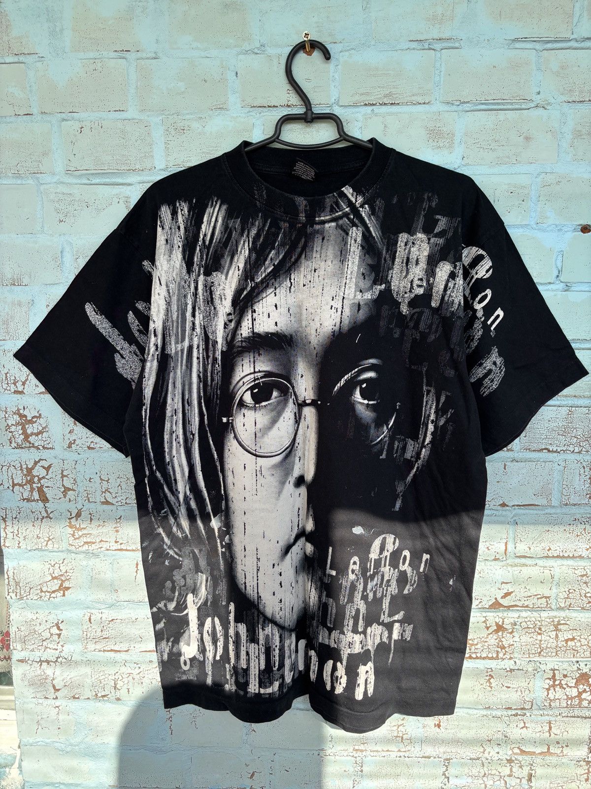 Vintage CRAZY VINTAGE JONH LENON ALL OVER PRINT 90s The beatles Size US XL / EU 56 / 4 - 1 Thumbnail
