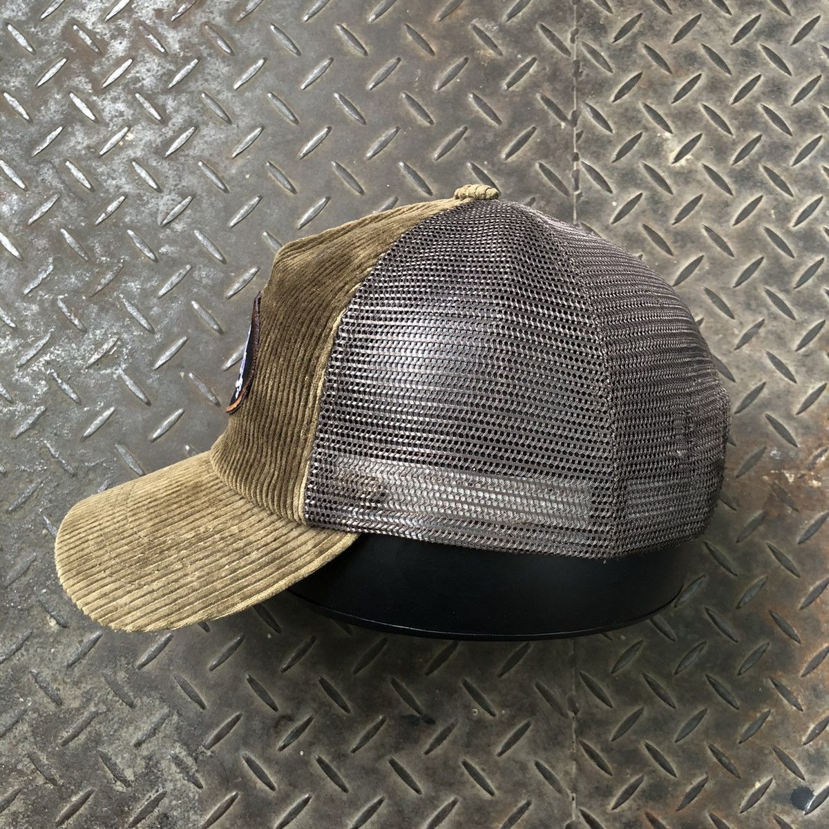 Von Dutch Von Dutch Corduroy Trucker Hat Size ONE SIZE - 5 Thumbnail