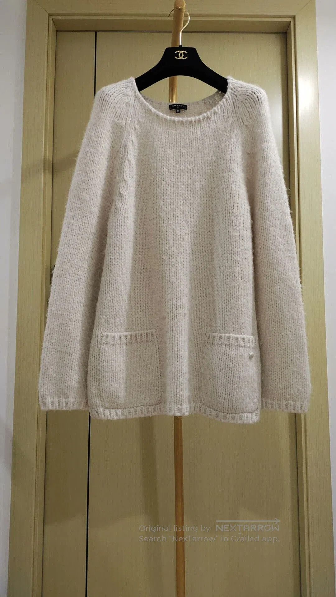 Chanel Chanel White Mid-Length Sweater. Size M / US 6-8 / IT 42-44 - 1 Thumbnail