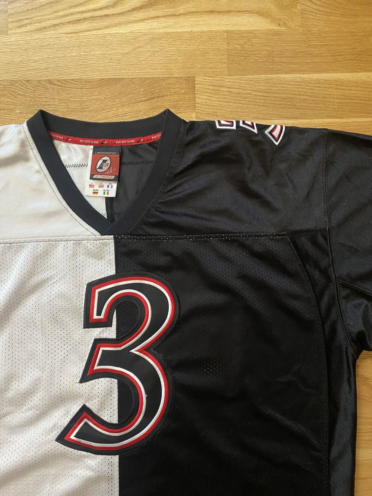 Reebok Allen Iverson Reebok I3 Limited Edition XL Mens Split Jersey Size US XL / EU 56 / 4 - 2 Thumbnail