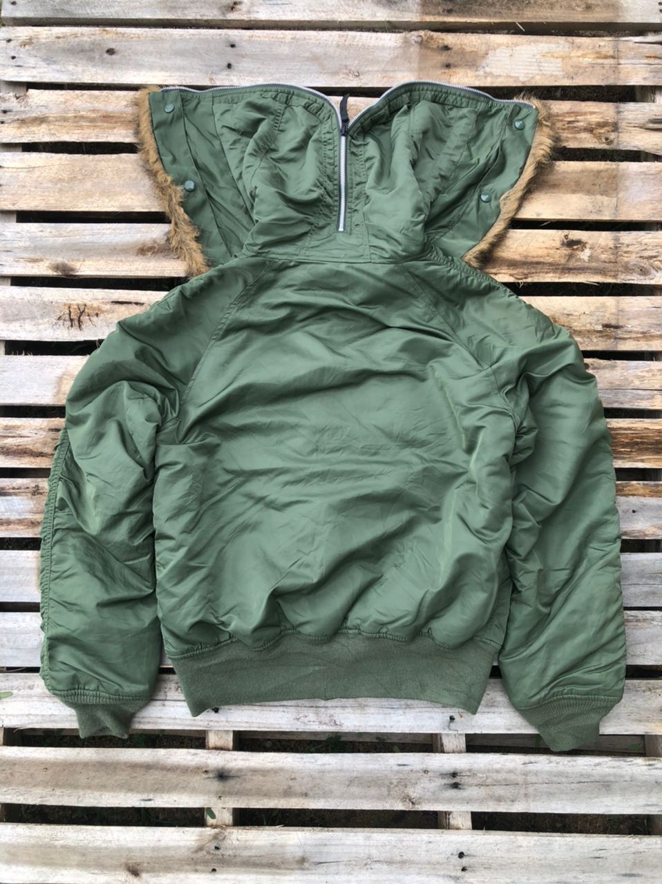 Alpha Industries × Vintage Vintage Alpha Industries Fur Bomber Jacket Size US L / EU 52-54 / 3 - 2 Thumbnail