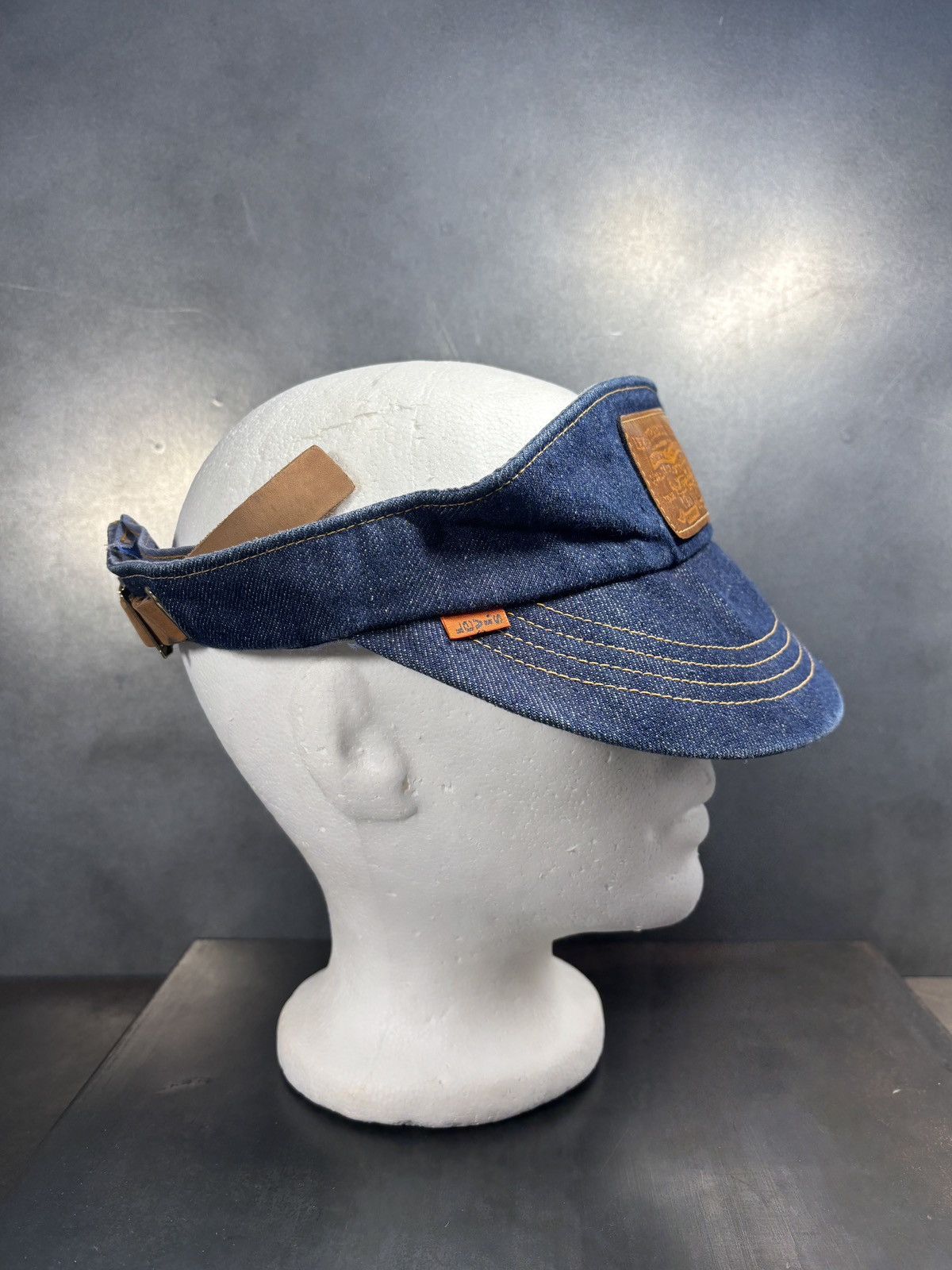 Levi's 1970s Levi's Orange Tab Hat 70s Vintage Dark Denim Visor Cap Size ONE SIZE - 1 Thumbnail