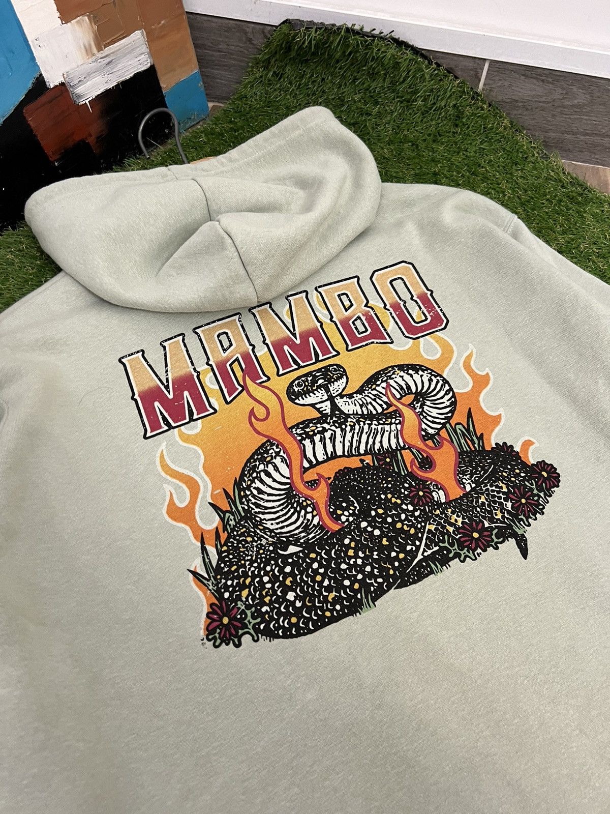 Vintage Vintage mambo skateboard hoodie Size US M / EU 48-50 / 2 - 11 Thumbnail