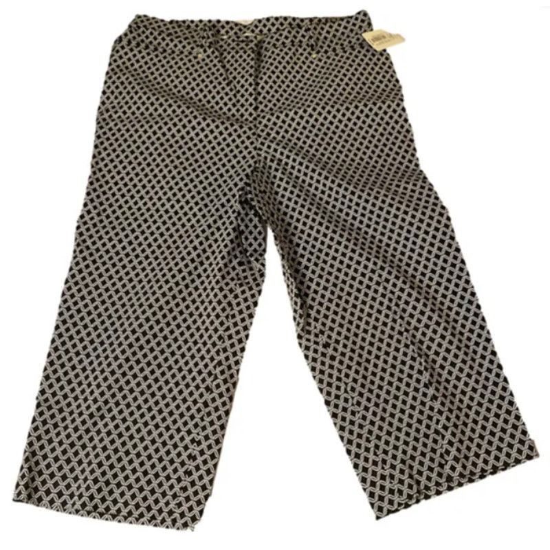Other Chic Black White Geometric Print Cropped Alison Daley 16 Size 38" / US 16 / IT 52 - 2 Thumbnail