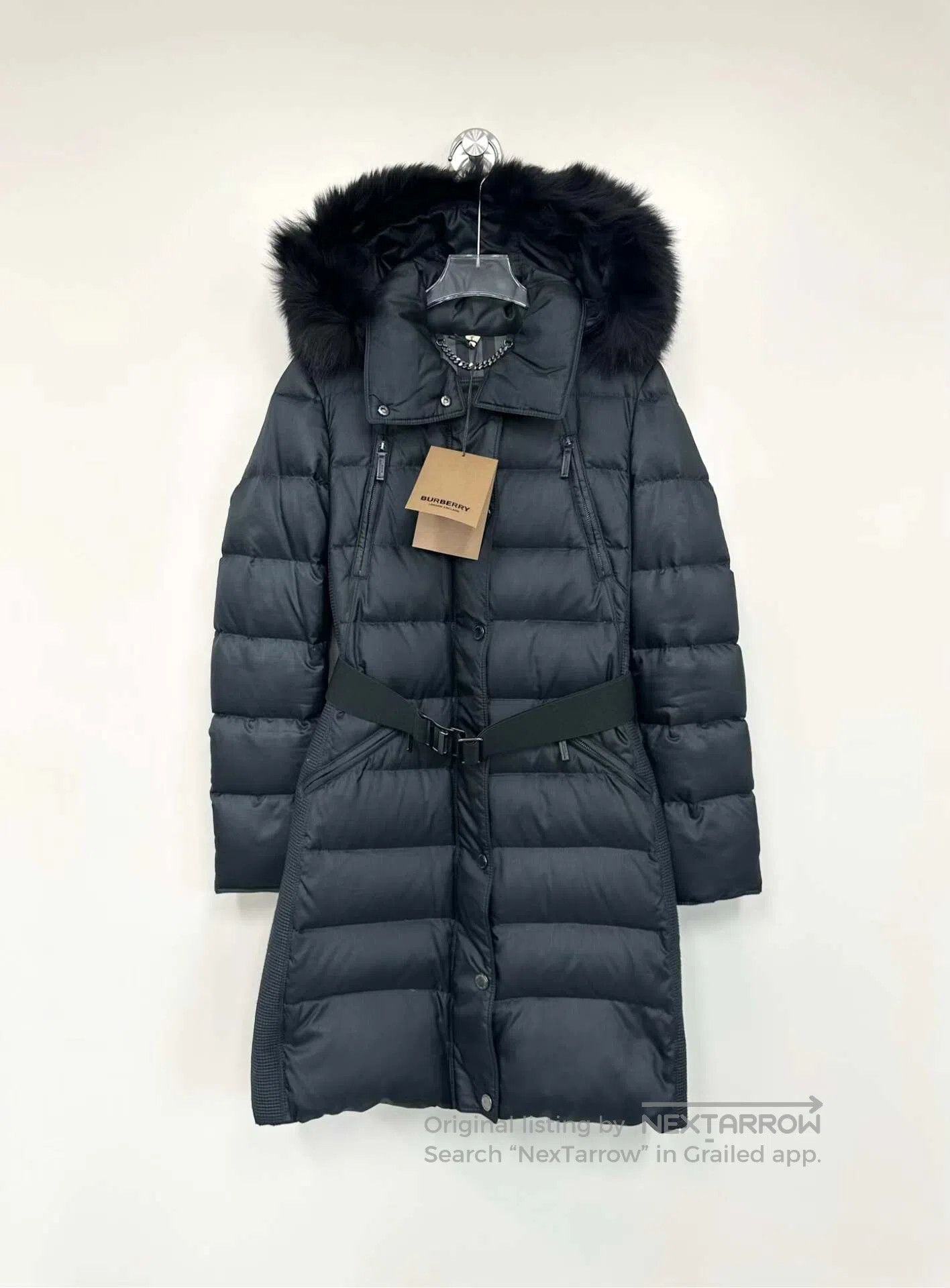 Burberry Burberry Black Fox Fur Collar Waist Zippered Down Jacket| Size XS / US 0-2 / IT 36-38 - 1 Thumbnail