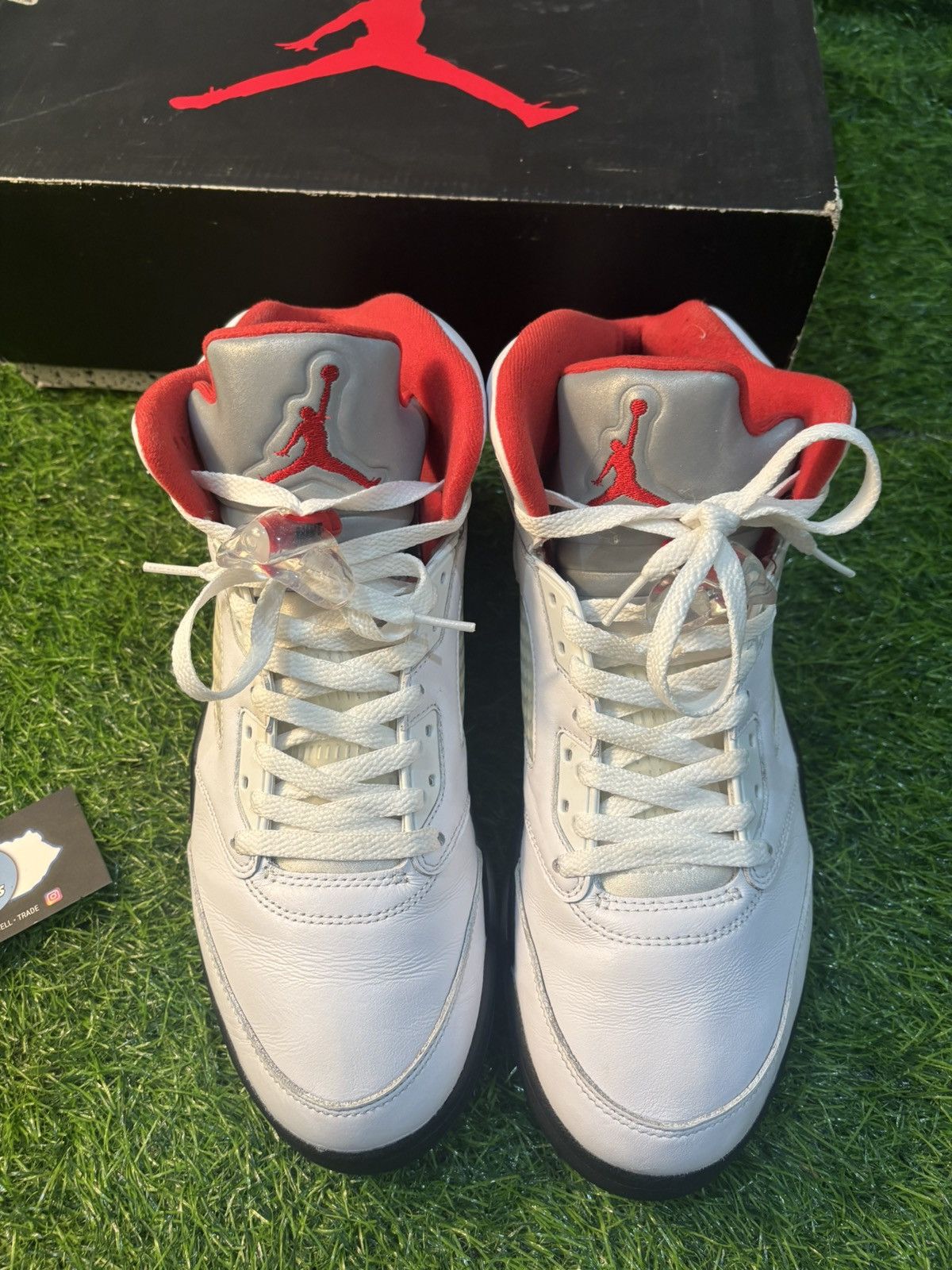 Jordan Brand Jordan 5 fire red Size US 10.5 / EU 43-44 - 3 Thumbnail