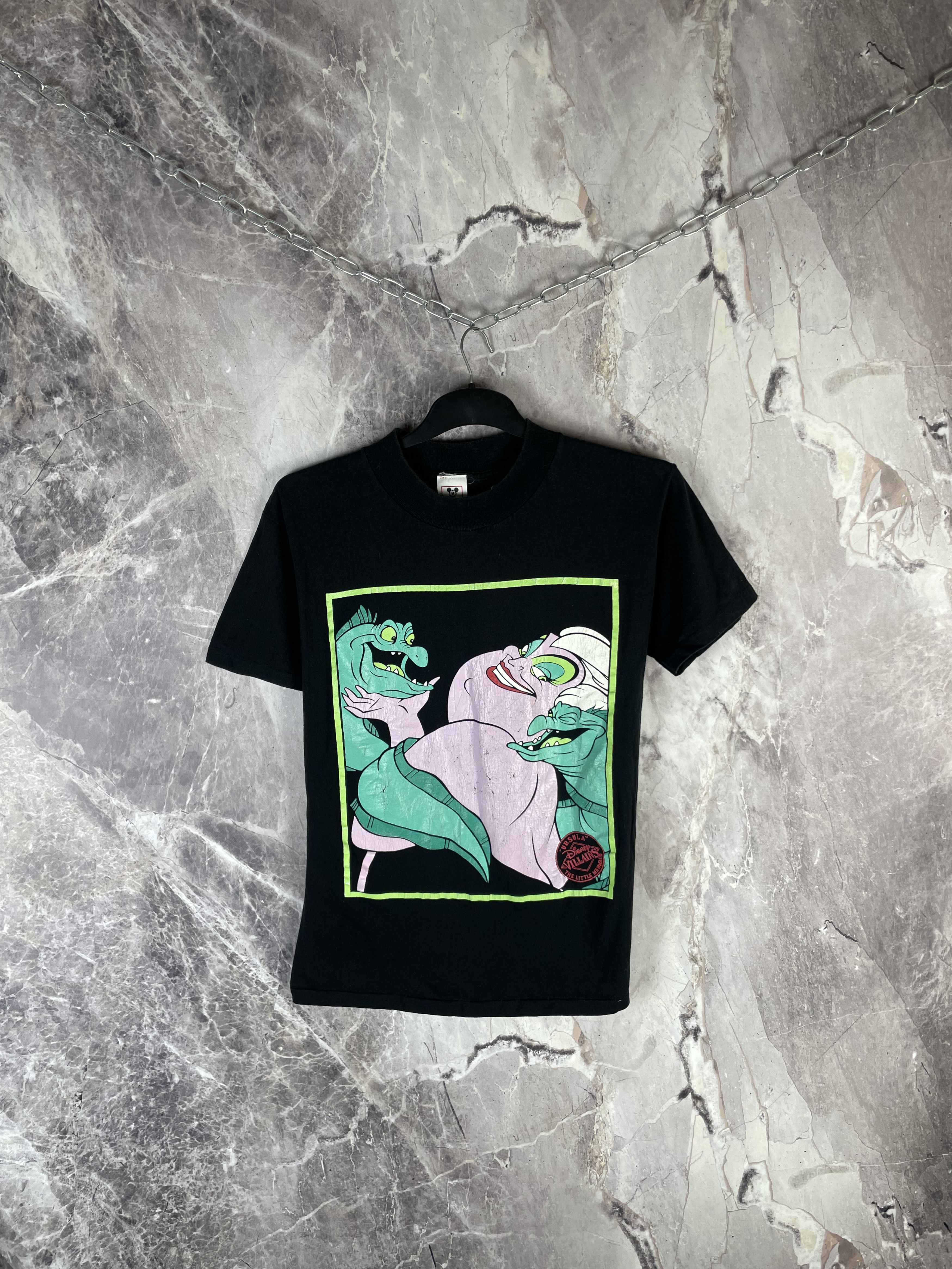 Disney *RARE* Vintage Disney Villains Big Print T-Shirt Size US M / EU 48-50 / 2 - 1 Thumbnail