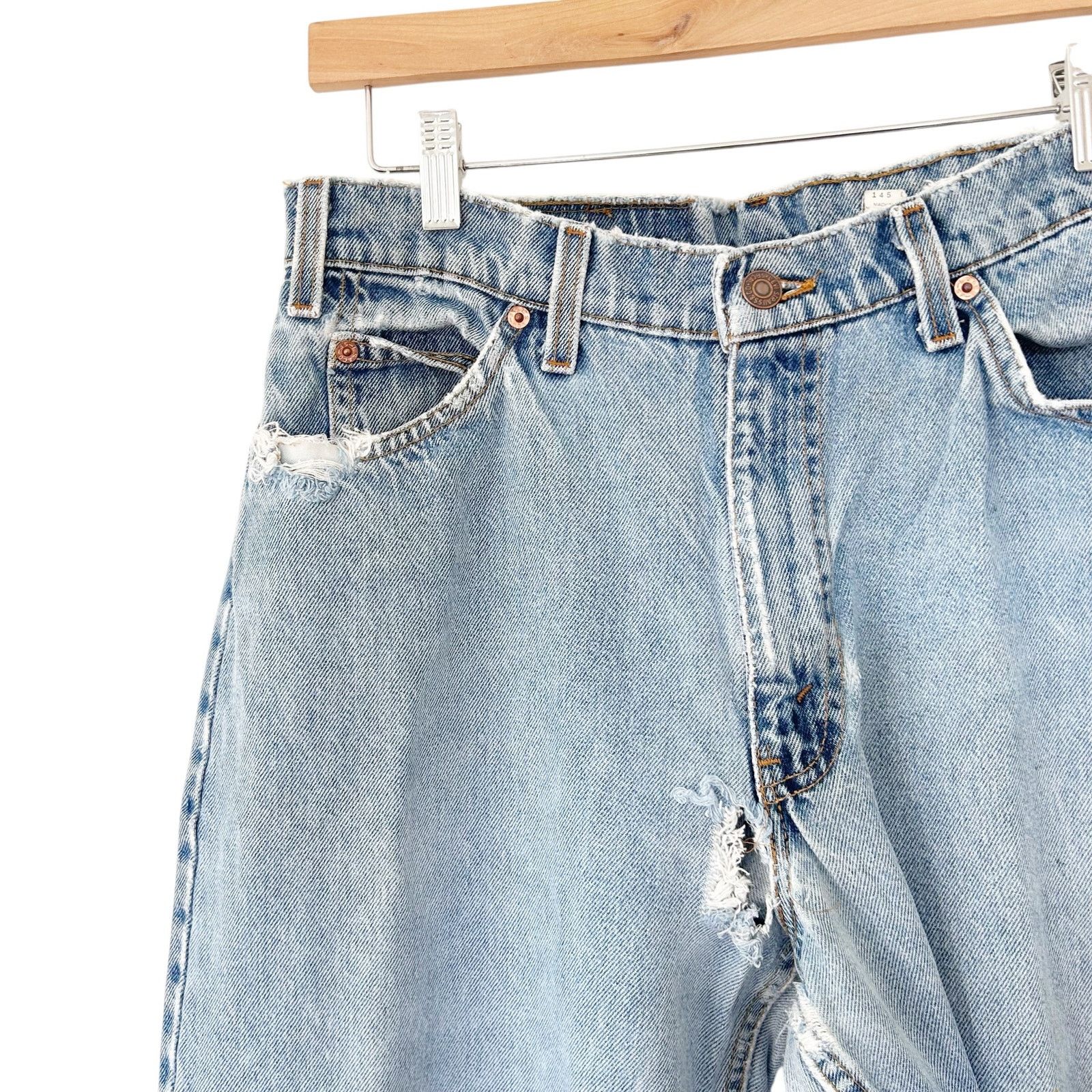 Levi's Vintage Levis 560 Loose Fit Tapered Leg Jeans Sz 33x34 Size US 33 - 4 Thumbnail