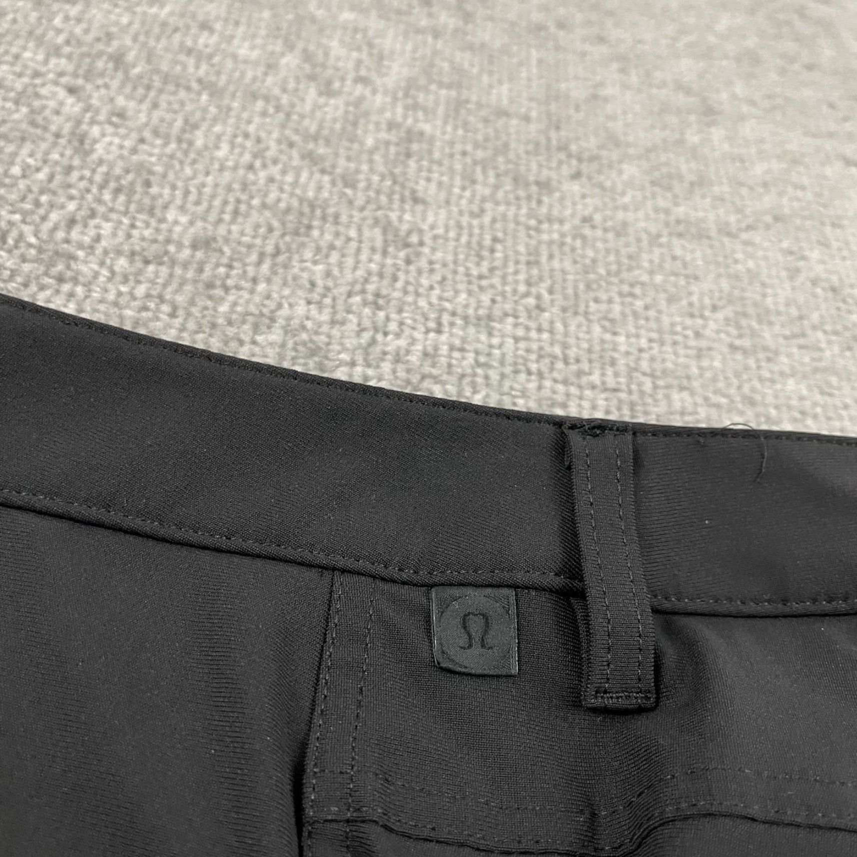 Lululemon Lululemon ABC Pants Mens 40 x 31 Classic Fit Gray Chino Pants 5-Pocket Performance Stretch Regular Size XX Size US 40 / EU 56 - 2 Thumbnail