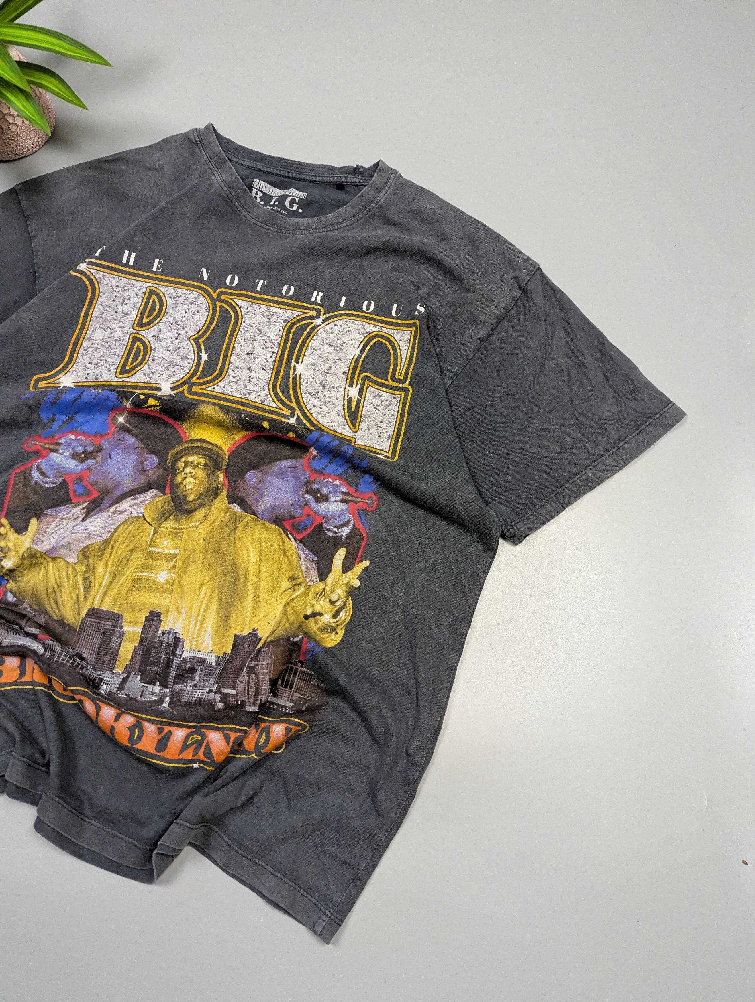 Pull & Bear Notorious B.I.G. x Pull & Bear Graphic T-Shirt Brooklyn Size US XL / EU 56 / 4 - 2 Thumbnail