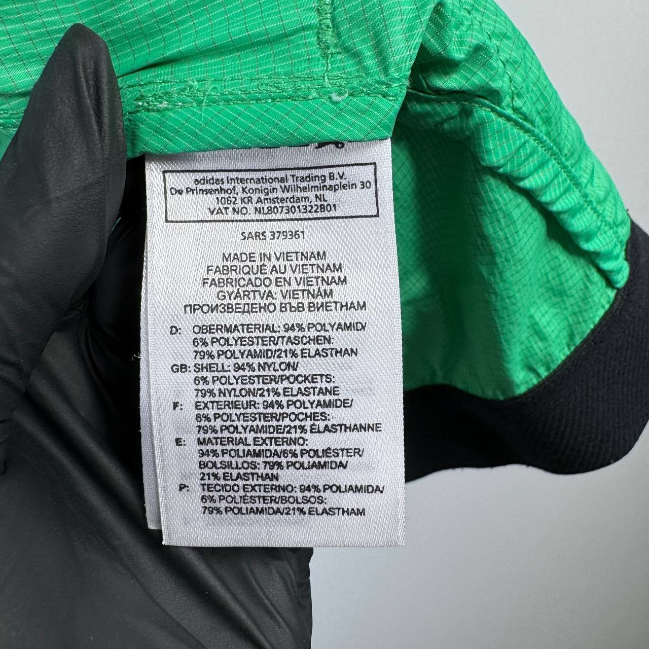 Adidas Adidas Green Lightweight Windbreaker Jacket Full Zip Size L Size US L / EU 52-54 / 3 - 7 Thumbnail
