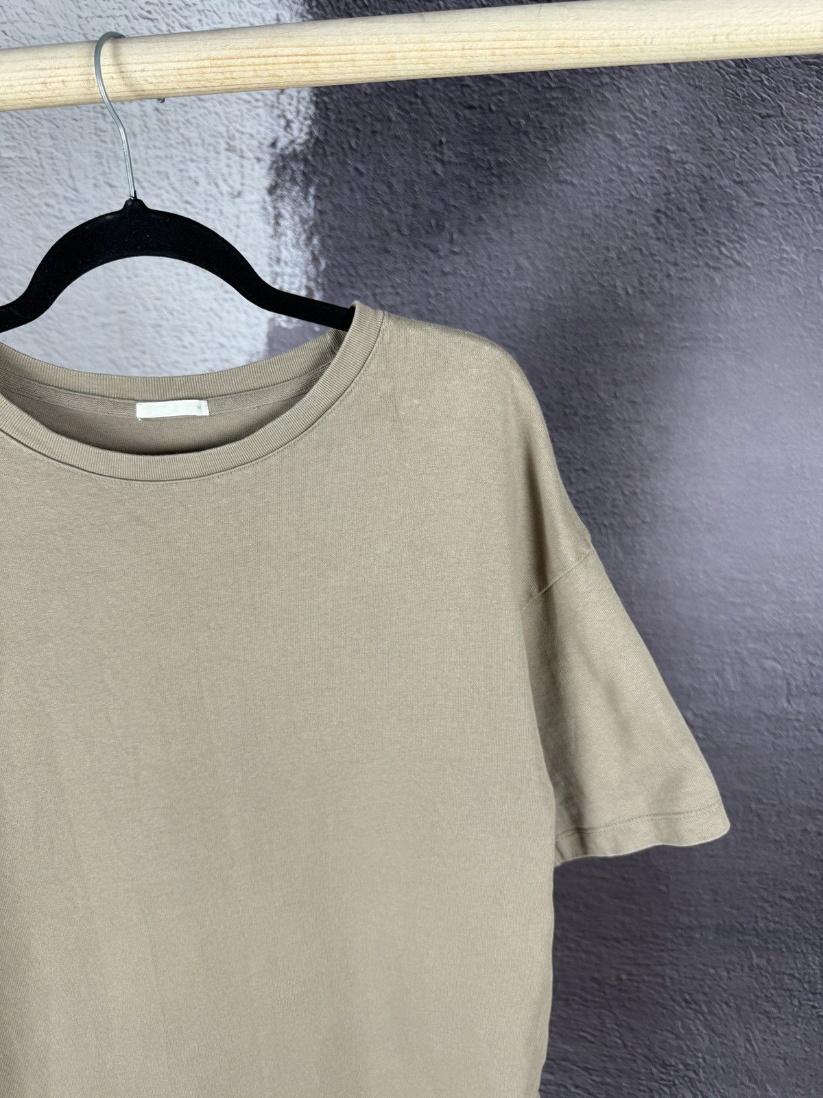 GU × Japanese Brand GU Japan beige long basic tee shirt Size US M / EU 48-50 / 2 - 8 Thumbnail