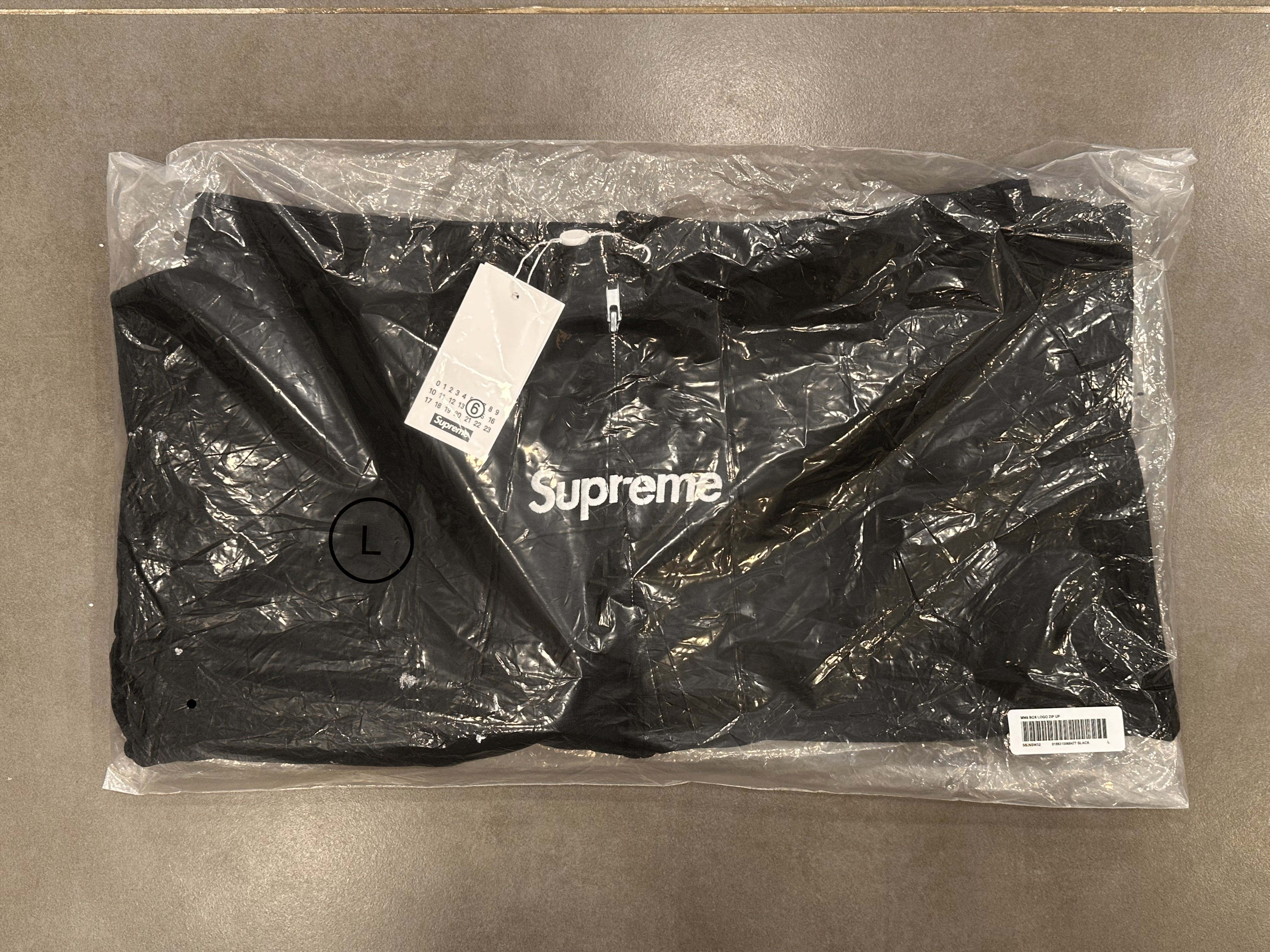 Maison Margiela × Supreme Supreme MM6 Maison Margiela Box Logo Zip Up Size US L / EU 52-54 / 3 - 1 Thumbnail