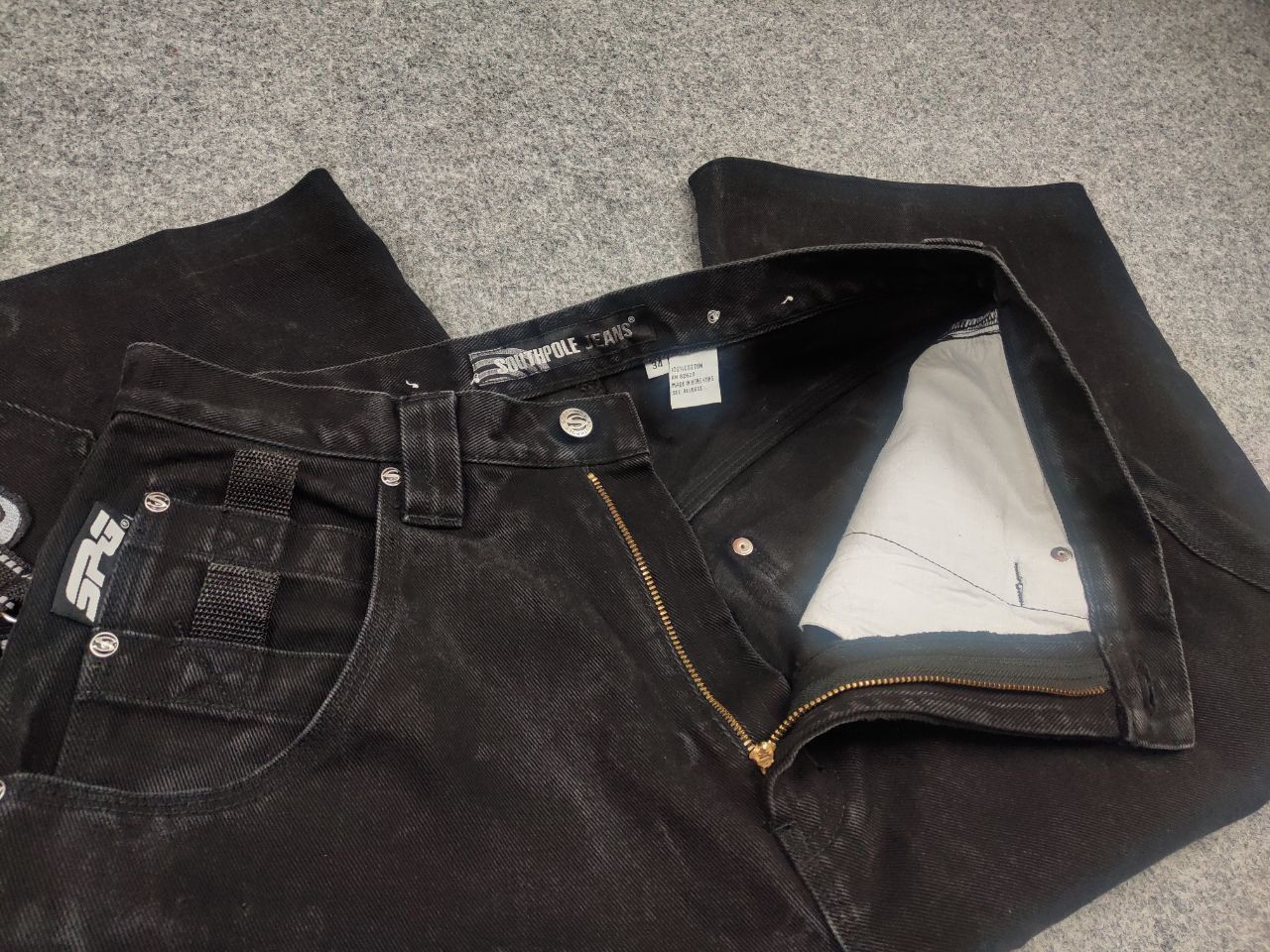 Southpole Vintage Southpole baggy Black denim Shorts Y2k Style Rap Size US 34 / EU 50 - 16 Thumbnail