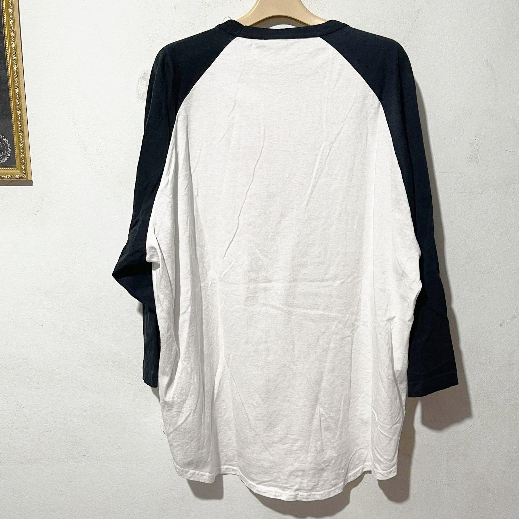 Vintage Vintage 2000s Abstract Face Raglan T-Shirt Size US XXL / EU 58 / 5 - 3 Thumbnail