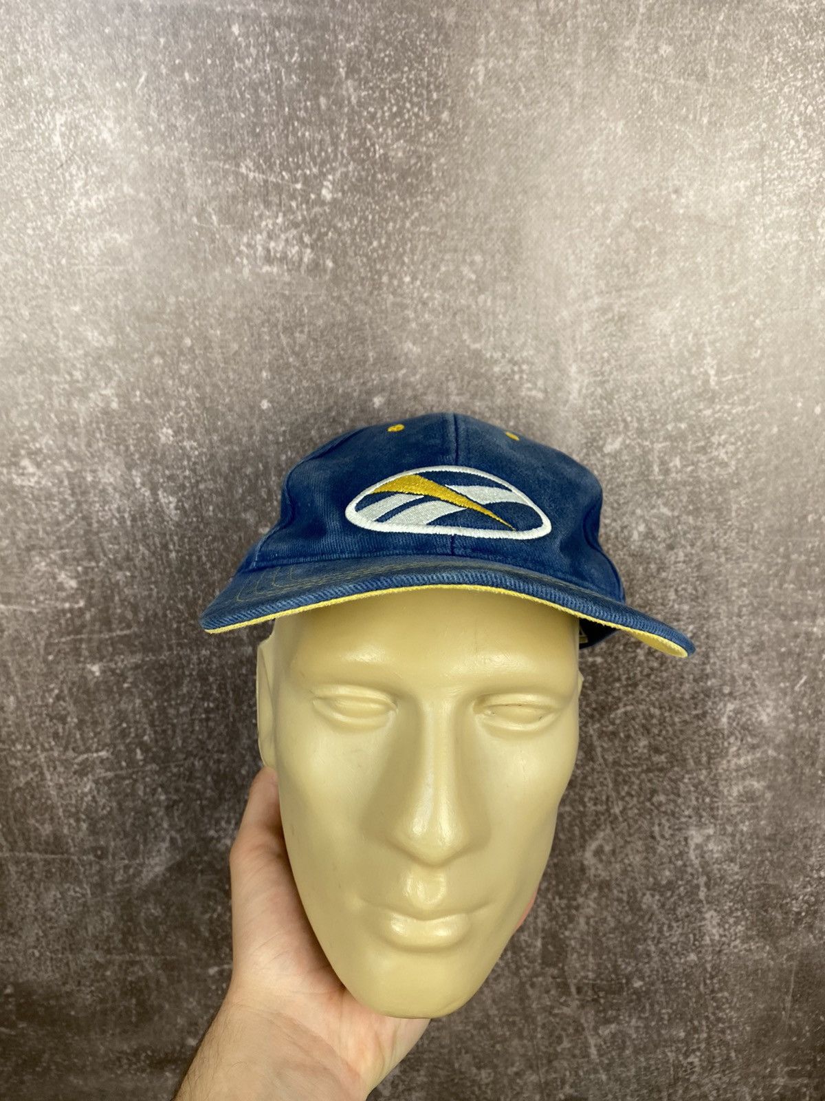 Reebok Reebok Cap Vintage 90s Velvet Big Logo Hat Size ONE SIZE - 2 Thumbnail