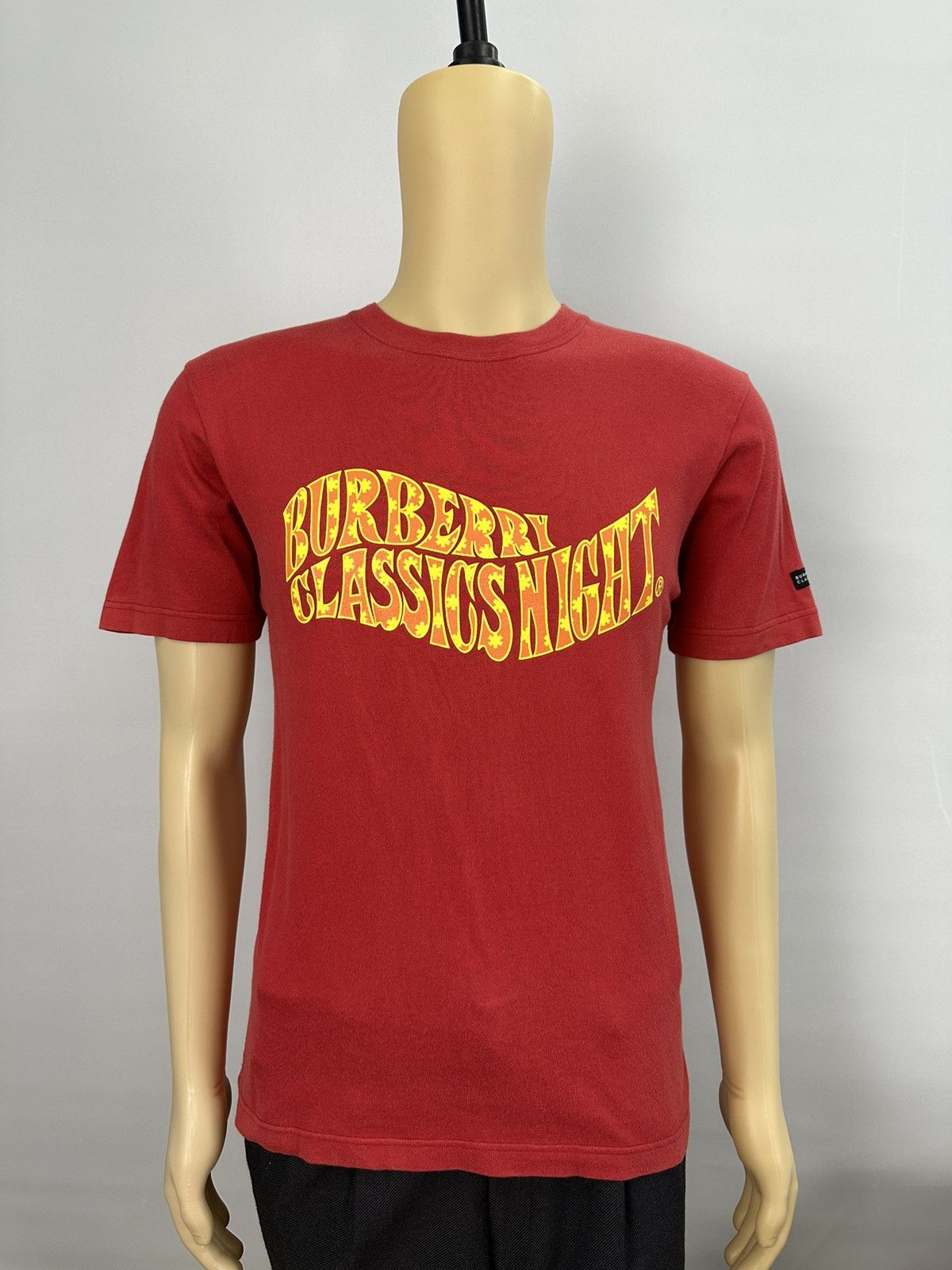 Burberry Burberry London Classic Night Tshirt A593 Size US S / EU 44-46 / 1 - 1 Thumbnail