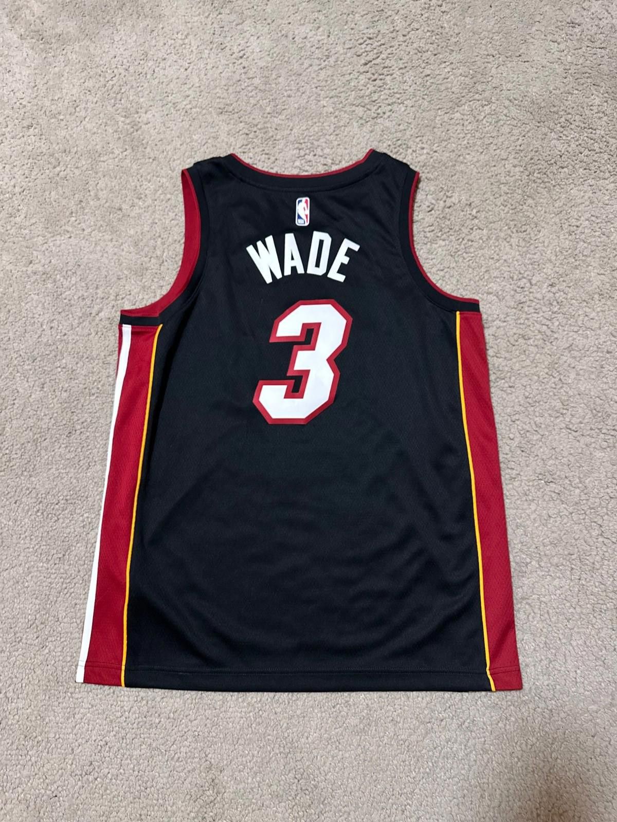 Nike MIAMI HEAT USA #3 WADE 2017 BASKETBALL SHIRT JERSEY NIKE 48L Size US L / EU 52-54 / 3 - 7 Thumbnail