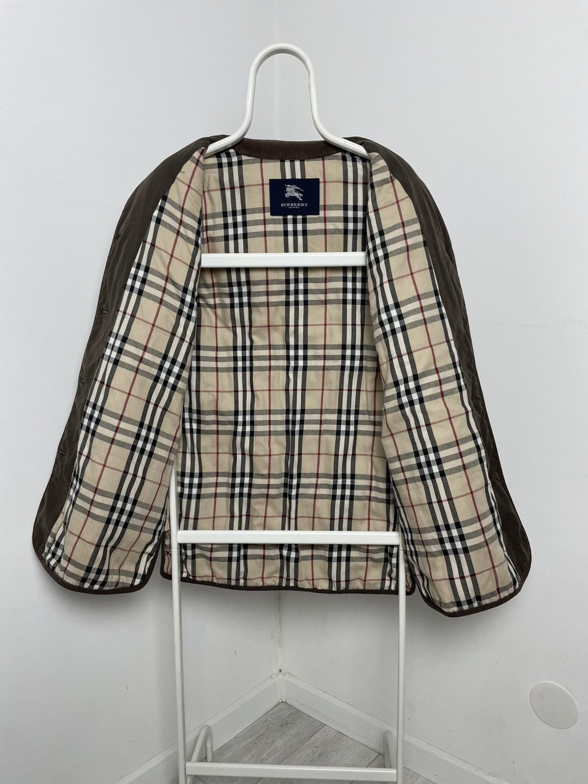 Burberry Burberry london quilted light jacket size 44 Size US M / EU 48-50 / 2 - 9 Thumbnail