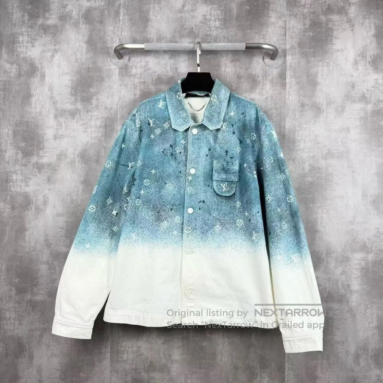 Louis Vuitton louis vuitton gradient denim jacket for men. Size US XL / EU 56 / 4 - 1 Thumbnail