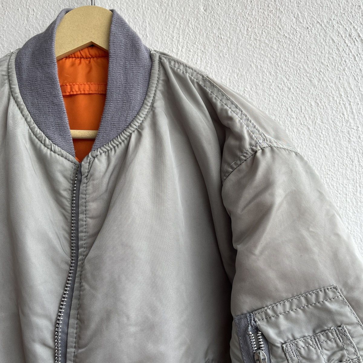 Alpha Industries VINTAGE ALPHA INDUSTRIES AVIREX MA-1 BOMBER FLIGHT JACKET Size US L / EU 52-54 / 3 - 8 Thumbnail