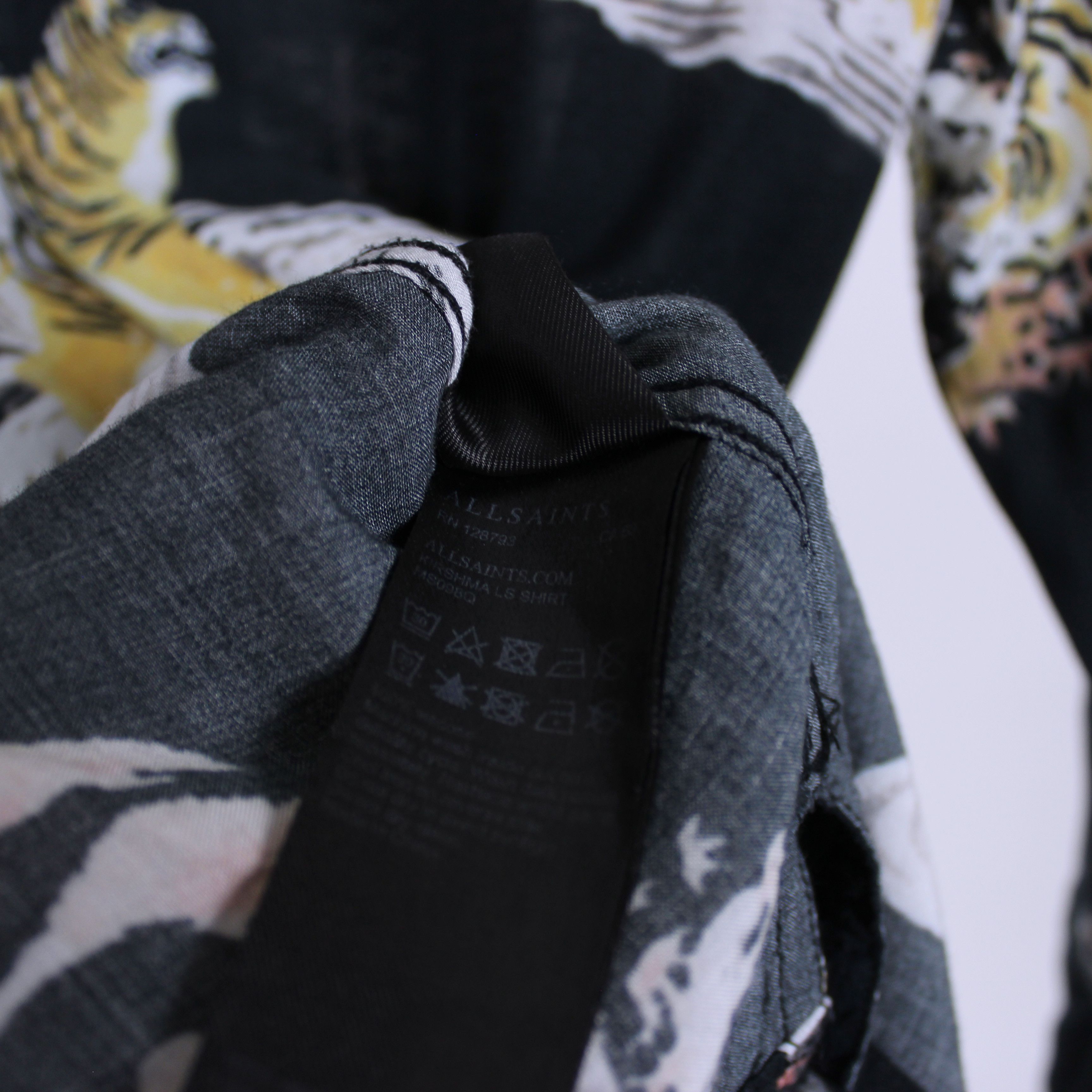 Allsaints Allsaints shirt men multilogo tiger S Krishma LS shirt Size US S / EU 44-46 / 1 - 8 Thumbnail