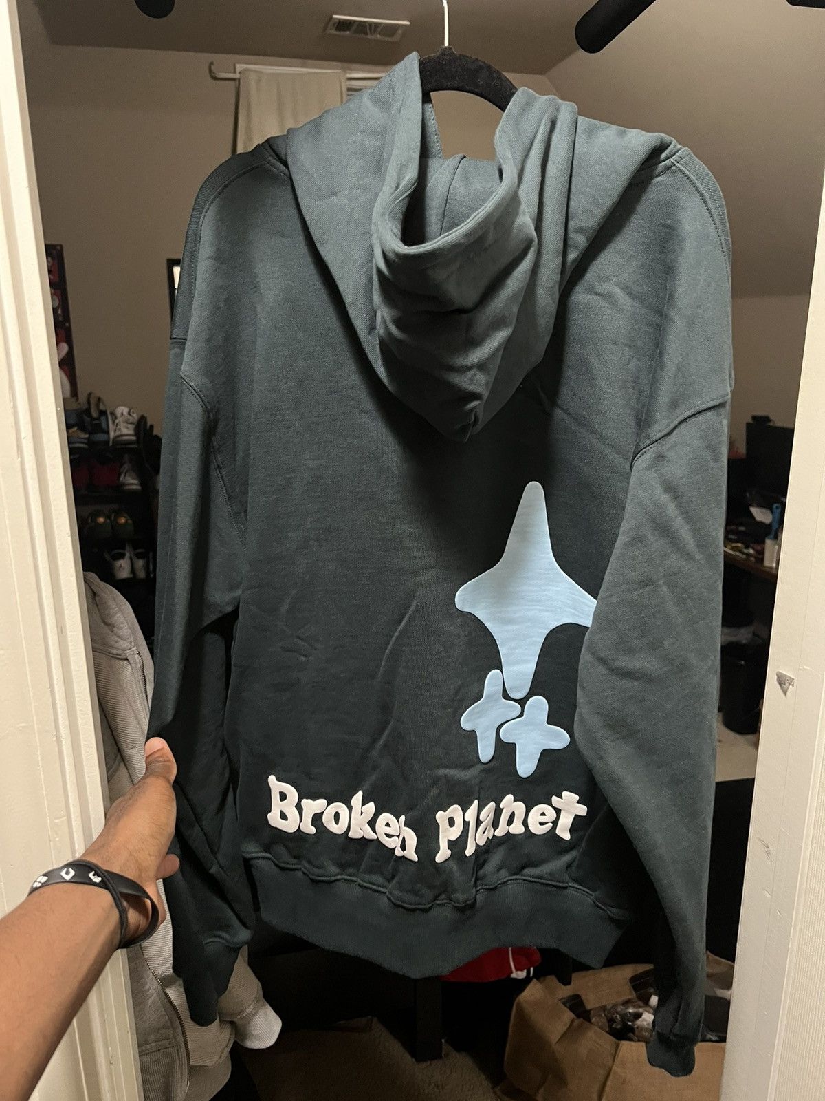 Broken Planet Broken Planet ‘The Madness Never Ends’ Hoodie Size US M / EU 48-50 / 2 - 2 Thumbnail