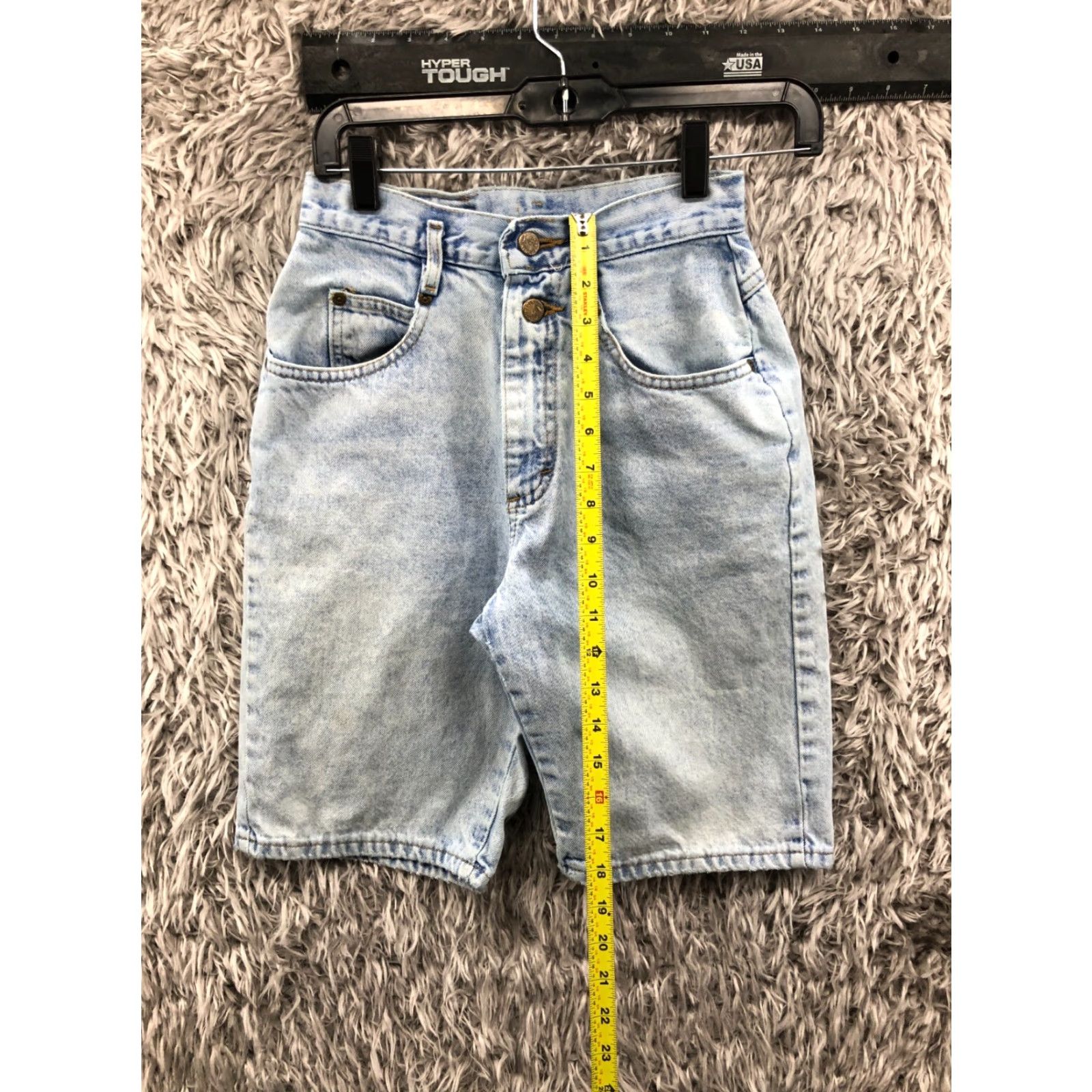 Lee **Lee Juniors Bermuda Shorts Size 7 Stone Wash Blue Denim** User: Lee Juniors Bermuda Shorts Size 7 Stone Wash Blue Denim Size 28" / US 6 / IT 42 - 3 Thumbnail