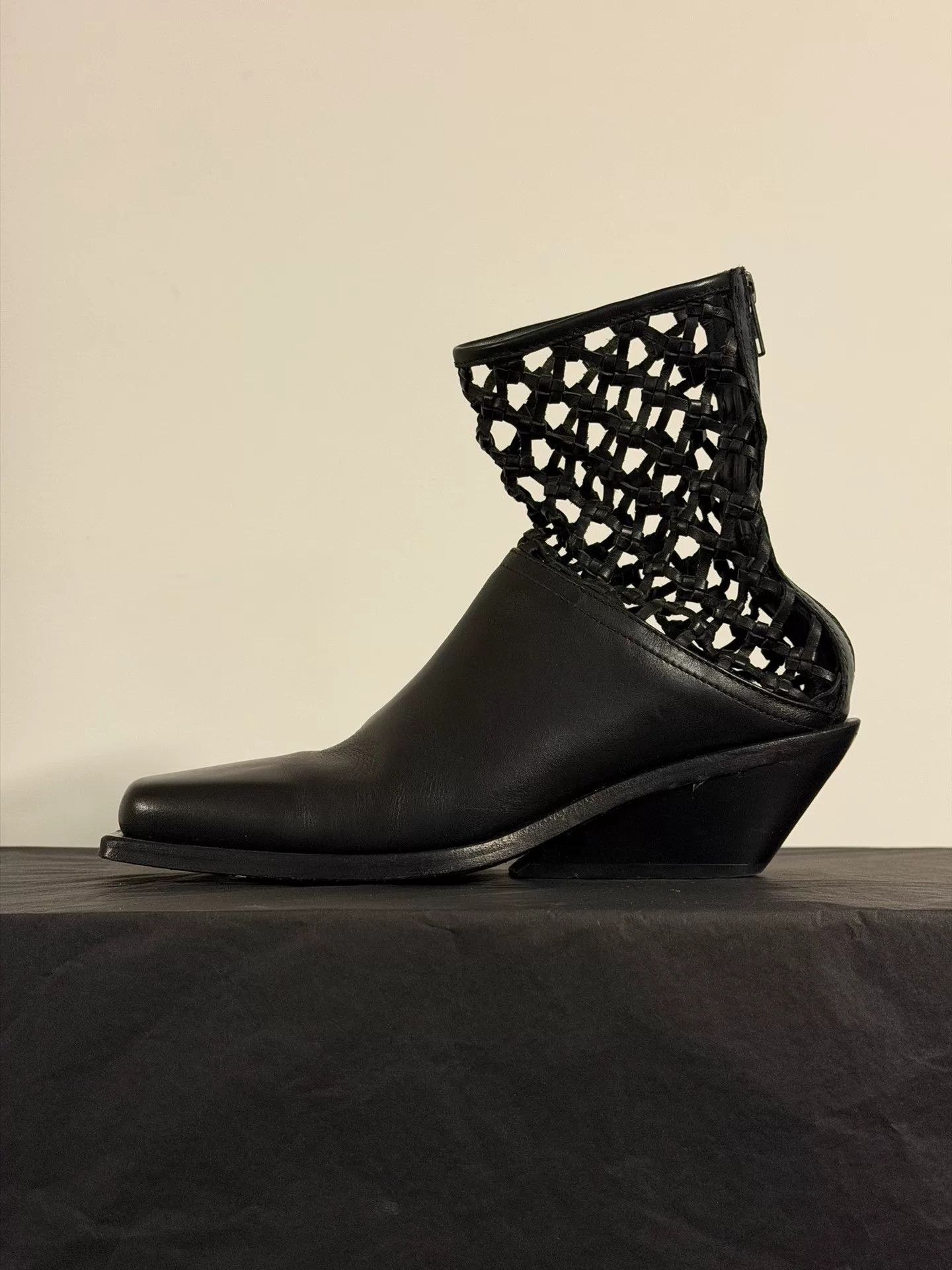 Ann Demeulemeester Ann Demeulemeester Cutout Leather Boots Size US 5 / IT 35 - 1 Thumbnail