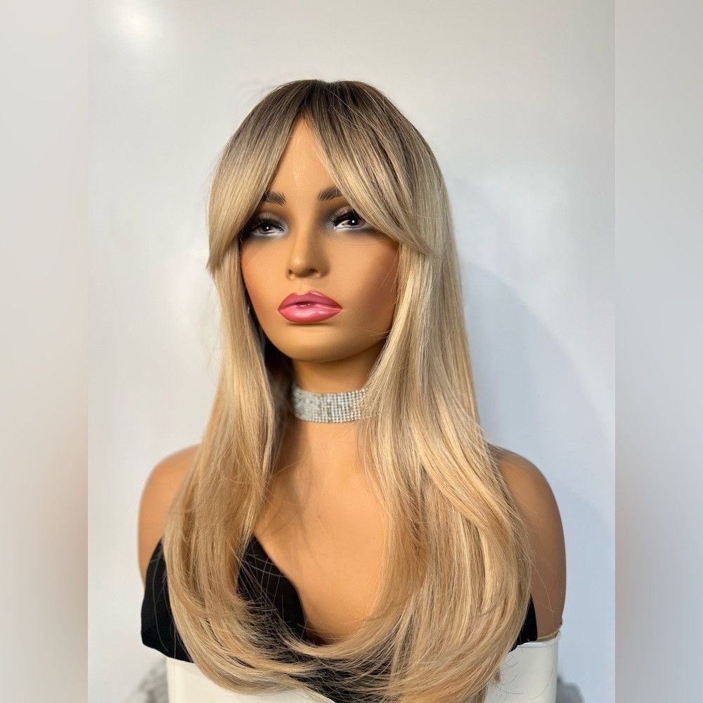 Other 24 Inch Straight Blonde Layered hair Wig With Curtain Bangs Size ONE SIZE - 5 Thumbnail