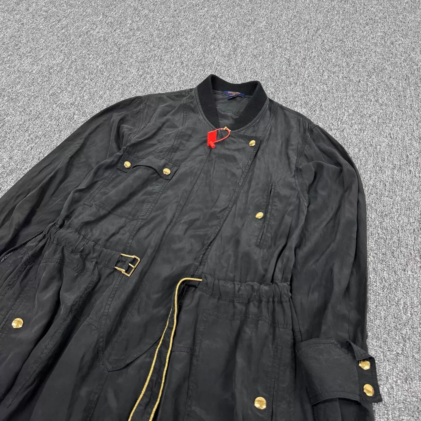 Louis Vuitton Louis Vuitton Mid-Length Waist-Tie Overcoat 38 99 New Size S / US 4 / IT 40 - 4 Thumbnail