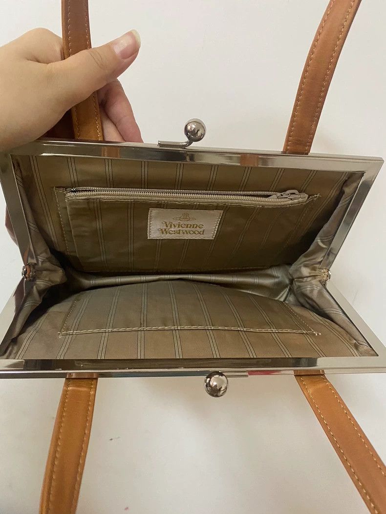 Vivienne Westwood Vivienne Westwood size os Brown second-hand gold purse bag Size ONE SIZE - 9 Thumbnail