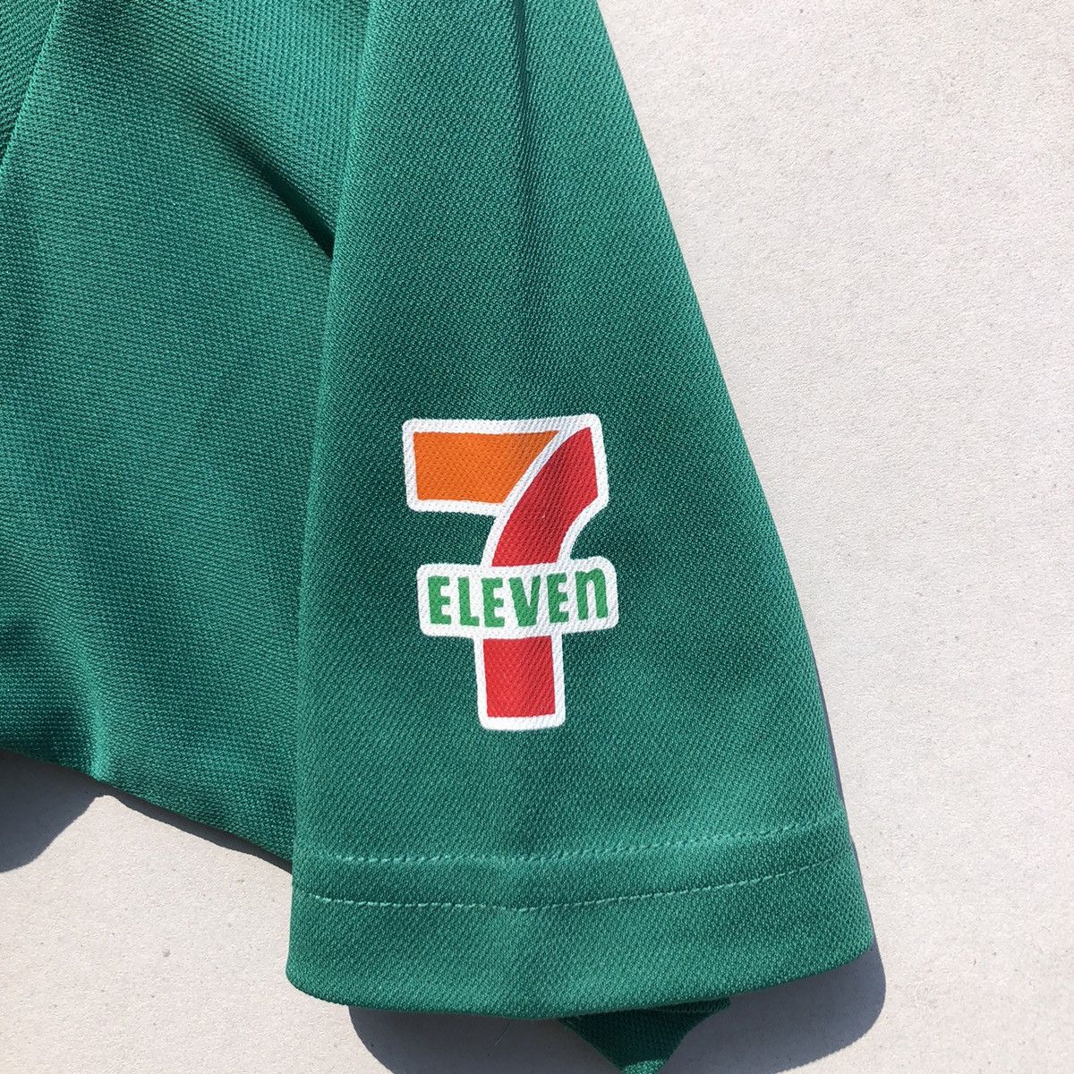 Vintage 🔥Accept Binding Offer🔥 7 Eleven Size US S / EU 44-46 / 1 - 4 Thumbnail