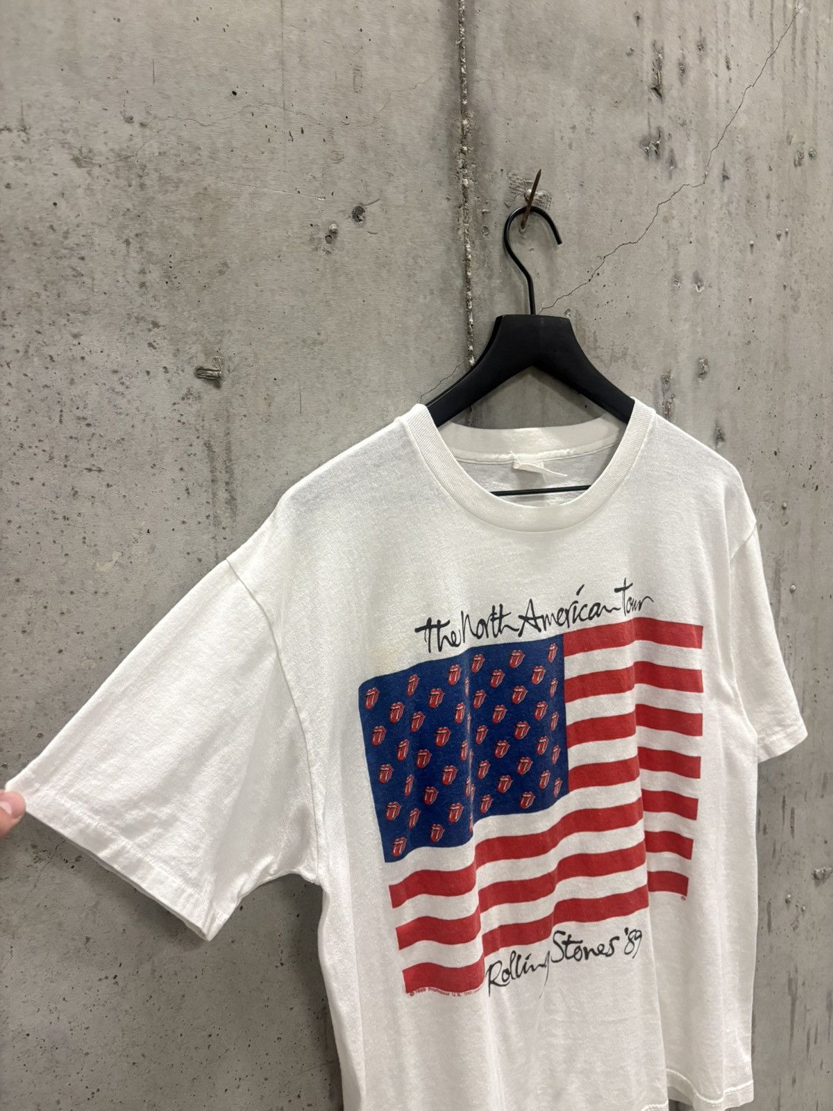 Band Tees Vintage Rolling Stones Shirt Thrashed Faded Distressed Grung Size US L / EU 52-54 / 3 - 4 Thumbnail