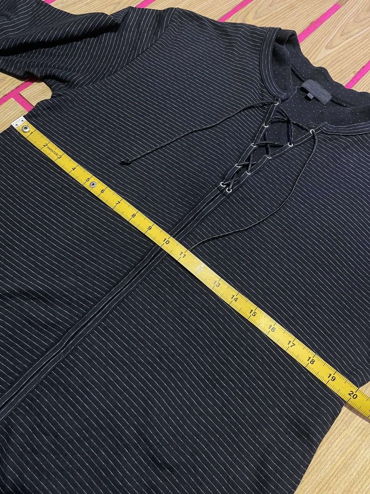 If Six Was Nine TAKAIQ Y2K long sleeve t-shirt with rope neck motif Size US L / EU 52-54 / 3 - 9 Thumbnail