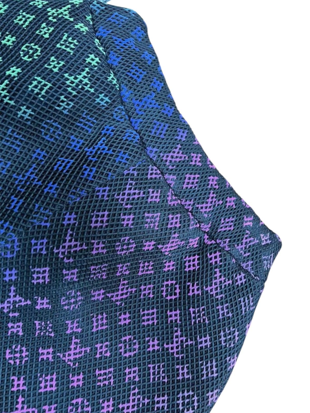 Louis Vuitton Louis Vuitton 42 Gradient Monogram Mesh Short Size US 38 / EU 54 - 3 Thumbnail