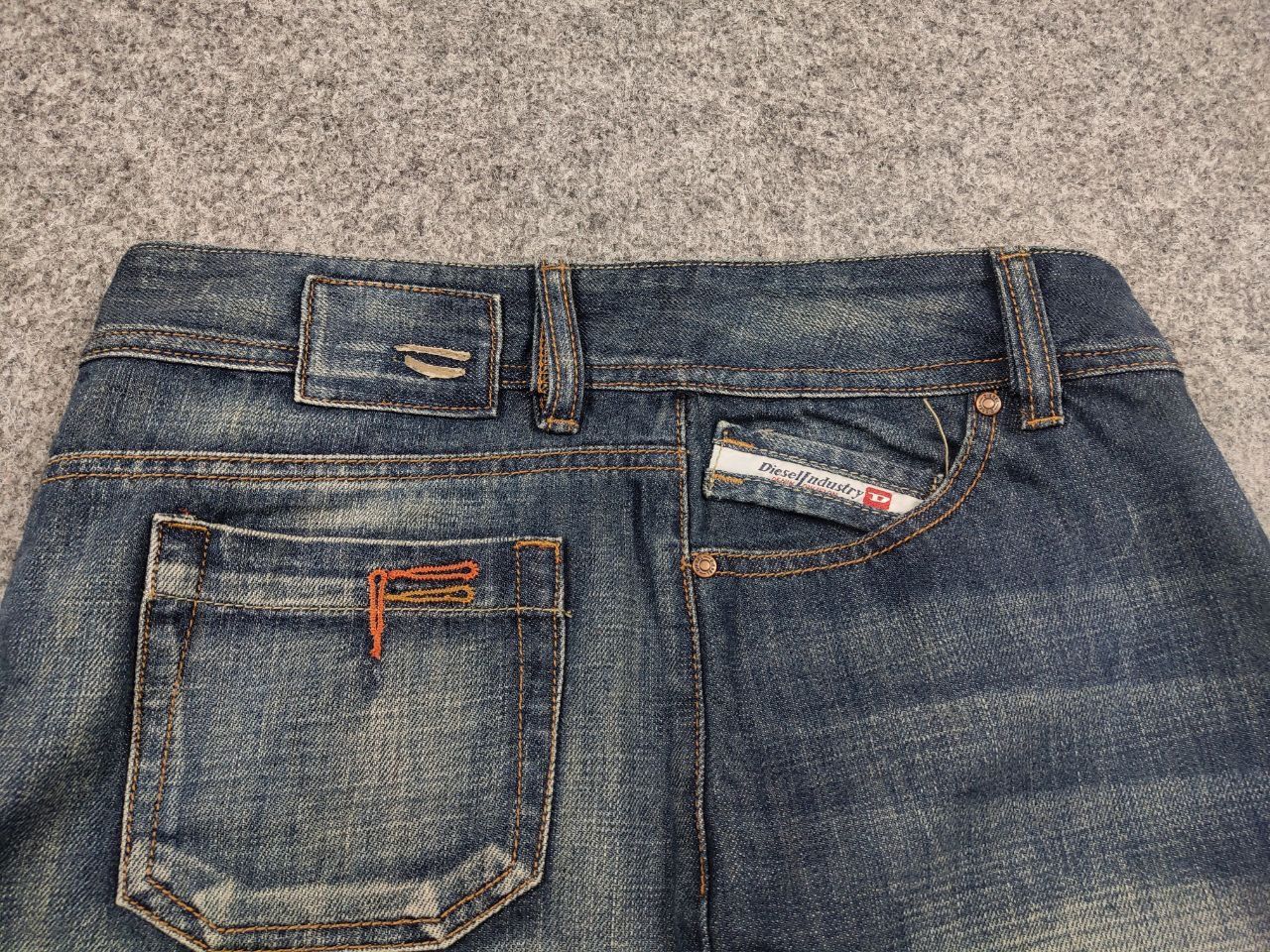 Diesel Vintage Diesel Y2K Style Mini Skirt Washed Faded Denim Size 32" / US 10 / IT 46 - 11 Thumbnail