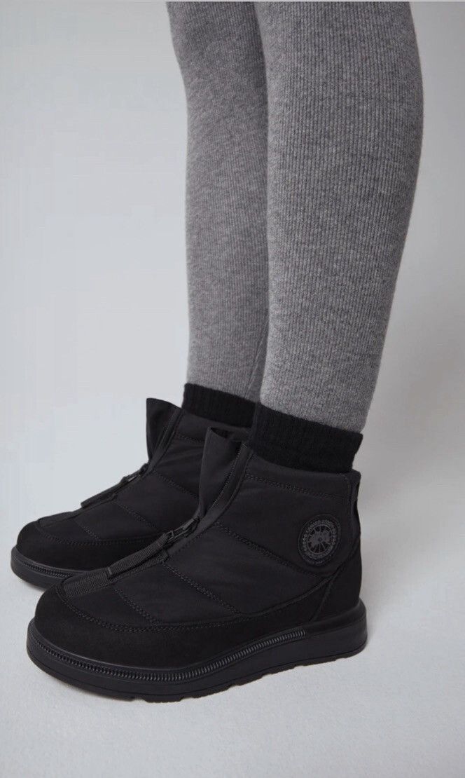 Canada Goose Canada Goose Women’s Cypress Puffer Boot short zip size 10 Size US 10 / IT 40 - 13 Thumbnail