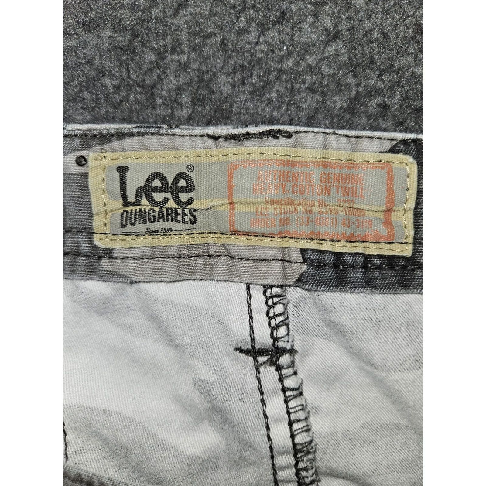 Lee Lee Dungarees Mens Cargo Shorts 42 Gray Camo Cotton Drawstring Pockets Casual Army Style Size US 42 / EU 58 - 2 Thumbnail