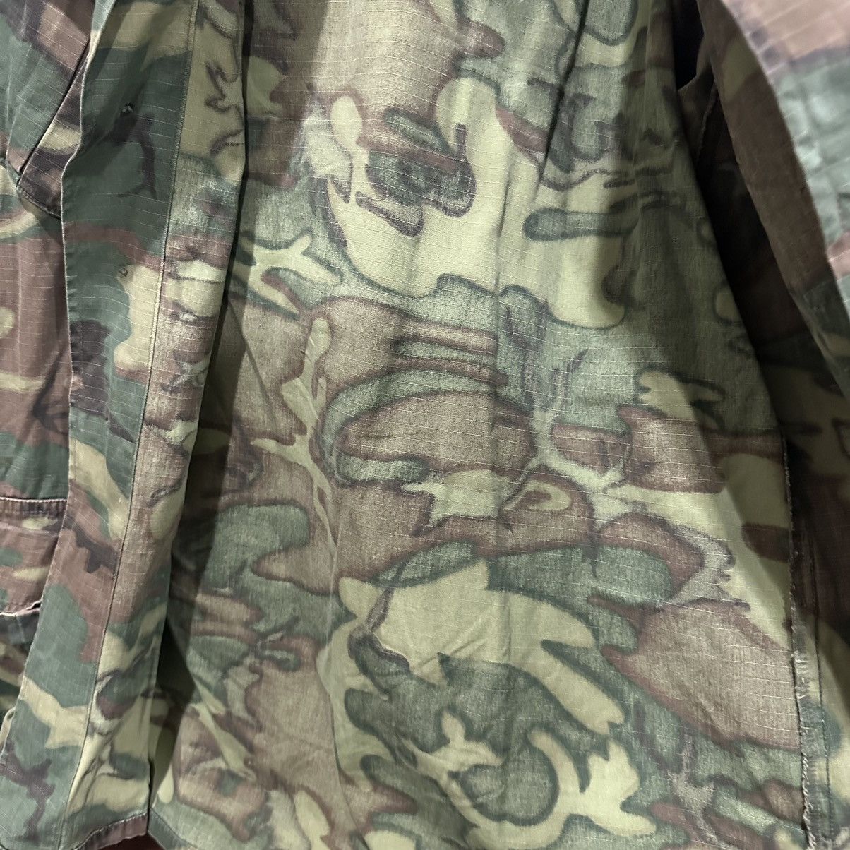 Vintage ORIGINAL 60s US MILITARY JUNGLE JACKET CAMOUFLAGE ERDL Size US L / EU 52-54 / 3 - 5 Thumbnail